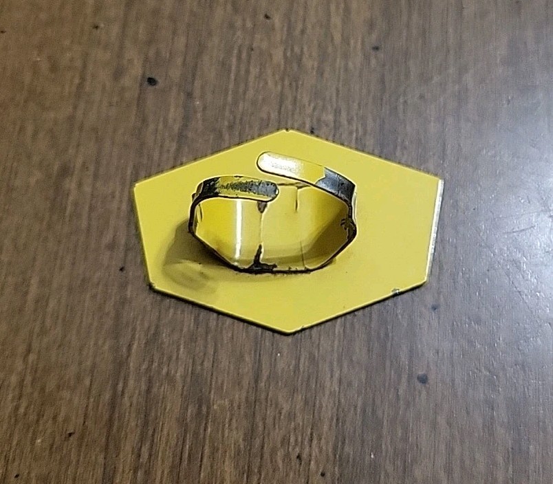 Vintage Denny’s Restaurant advertisement metal ring adjustable Yellow