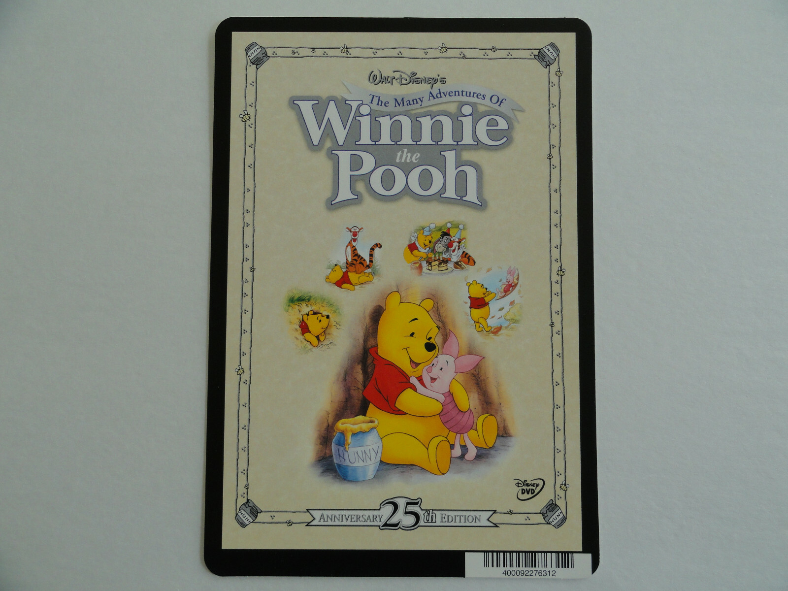 DISNEY’S WINNIE THE POOH – BLOCKBUSTER VIDEO BACKER CARD 5.5″X8″ -NO MOVIE