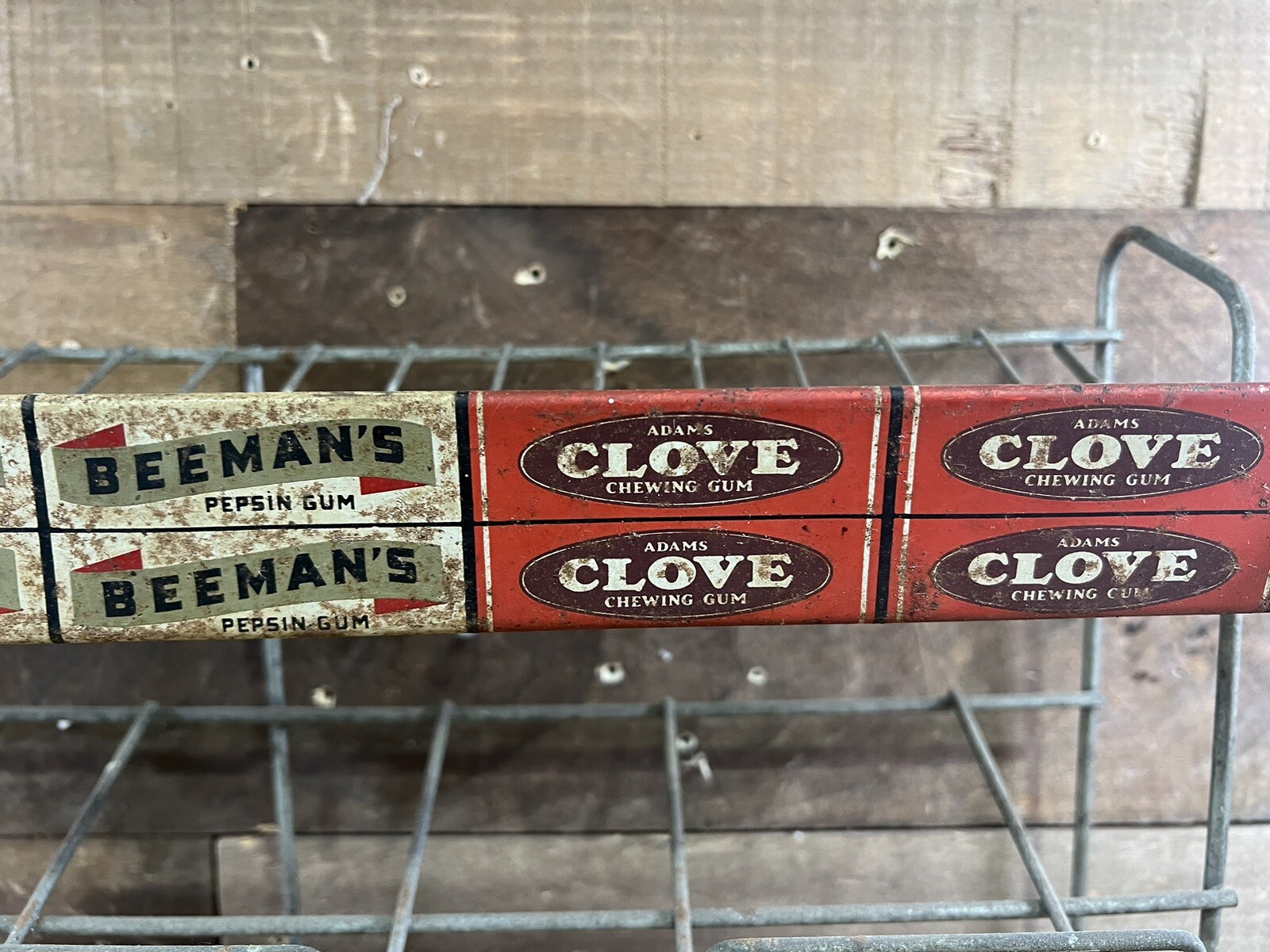 Vintage Chicklets Dentyne Beemans Gum Wire Store Countertop Display Rack Basket