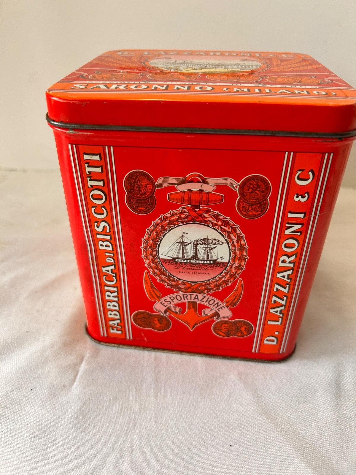 VERY LARGE D. Lazzaroni & C.Italian Biscotti Tin Box Milano Saronno