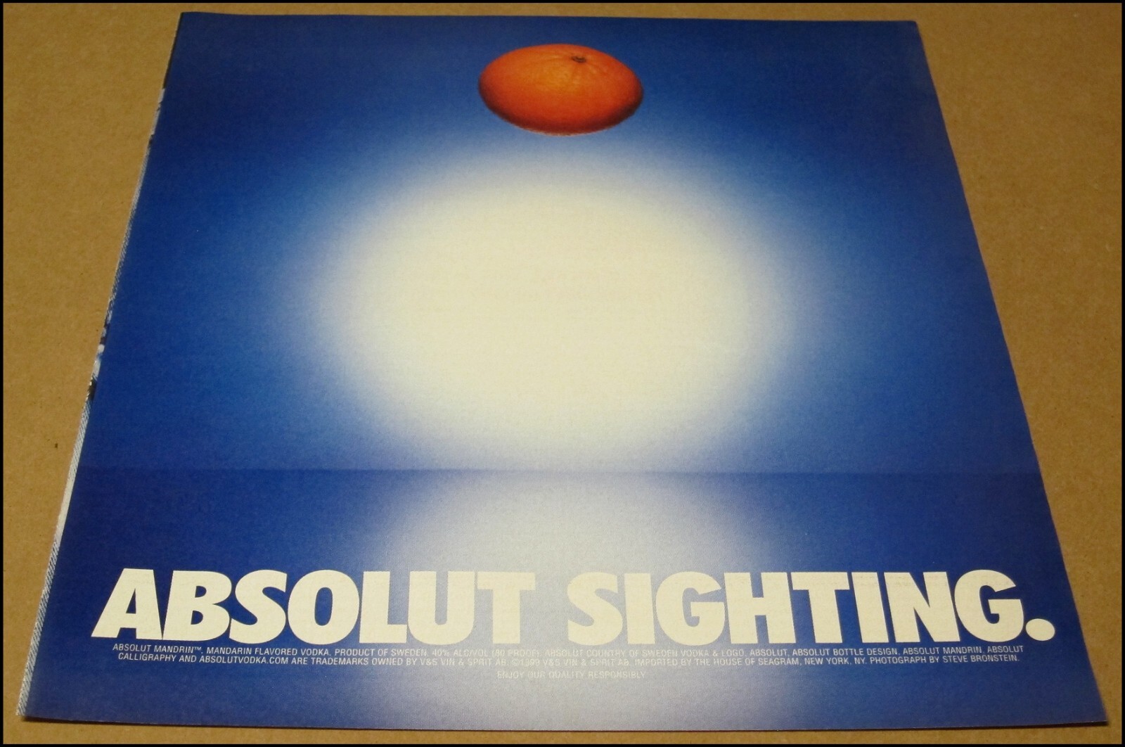 1999 Absolut Sighting Absolut Mandrin Vodka Print Ad 10″ x 12″ Advertisement