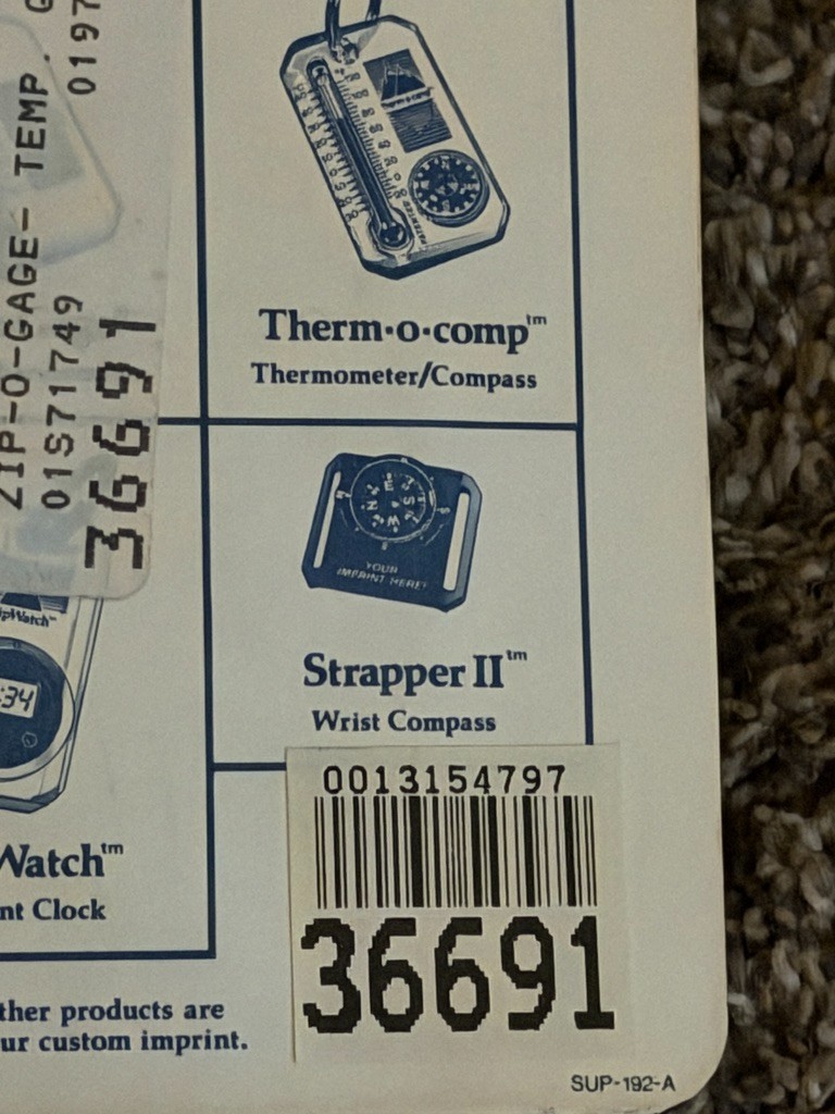 VINTAGE SUN Outdoor Gear Zip-O-Gage Key Ring Thermometer – NEW OLD STOCK