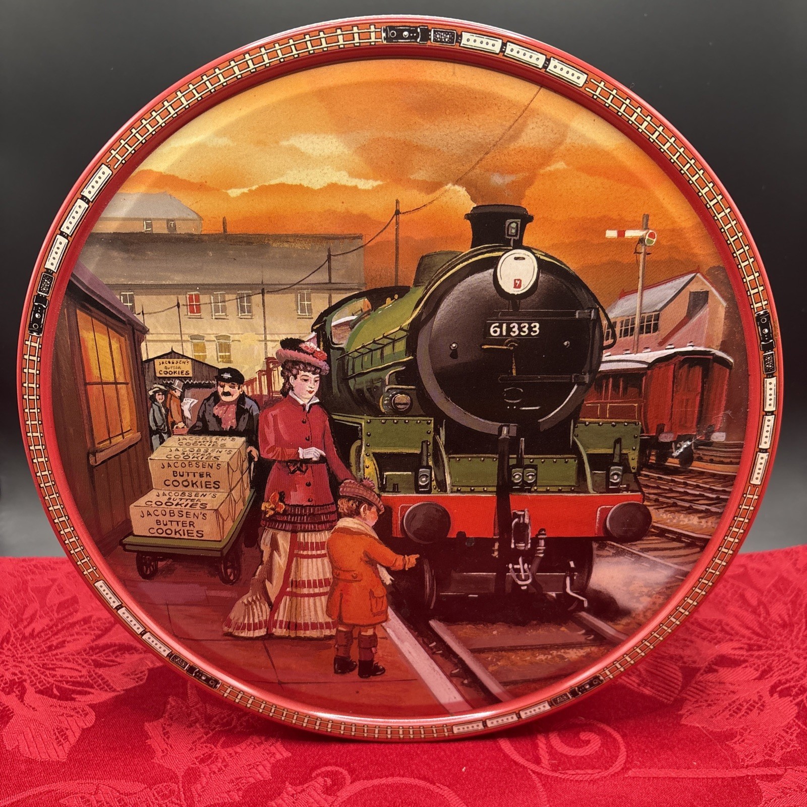 Jacobsens Of Denmark 2012 Huge 64oz Butter Cookie Tin Can Antq Train Station