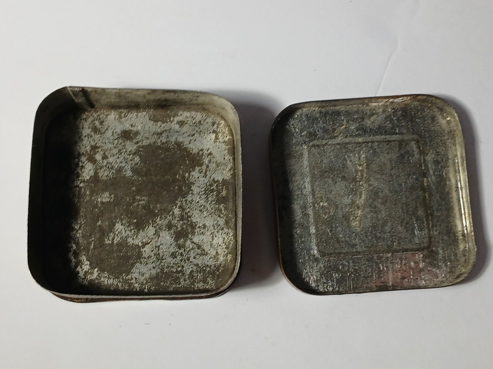 1940s Vintage F.S. Webster Tin Star Graphic Vintage TYPEWRITER TIN LITHO CAN