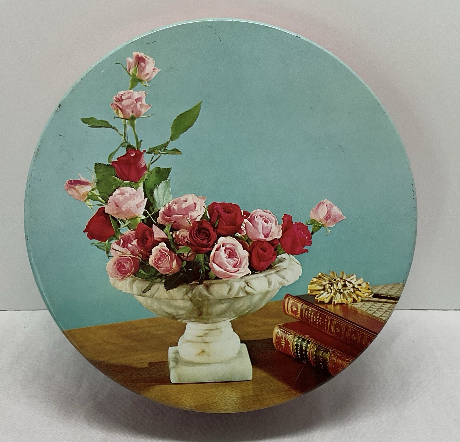 VINTAGE 10” Round METAL ROSES FLOWER TIN. Beautiful Colors. Red, Blue, Pink