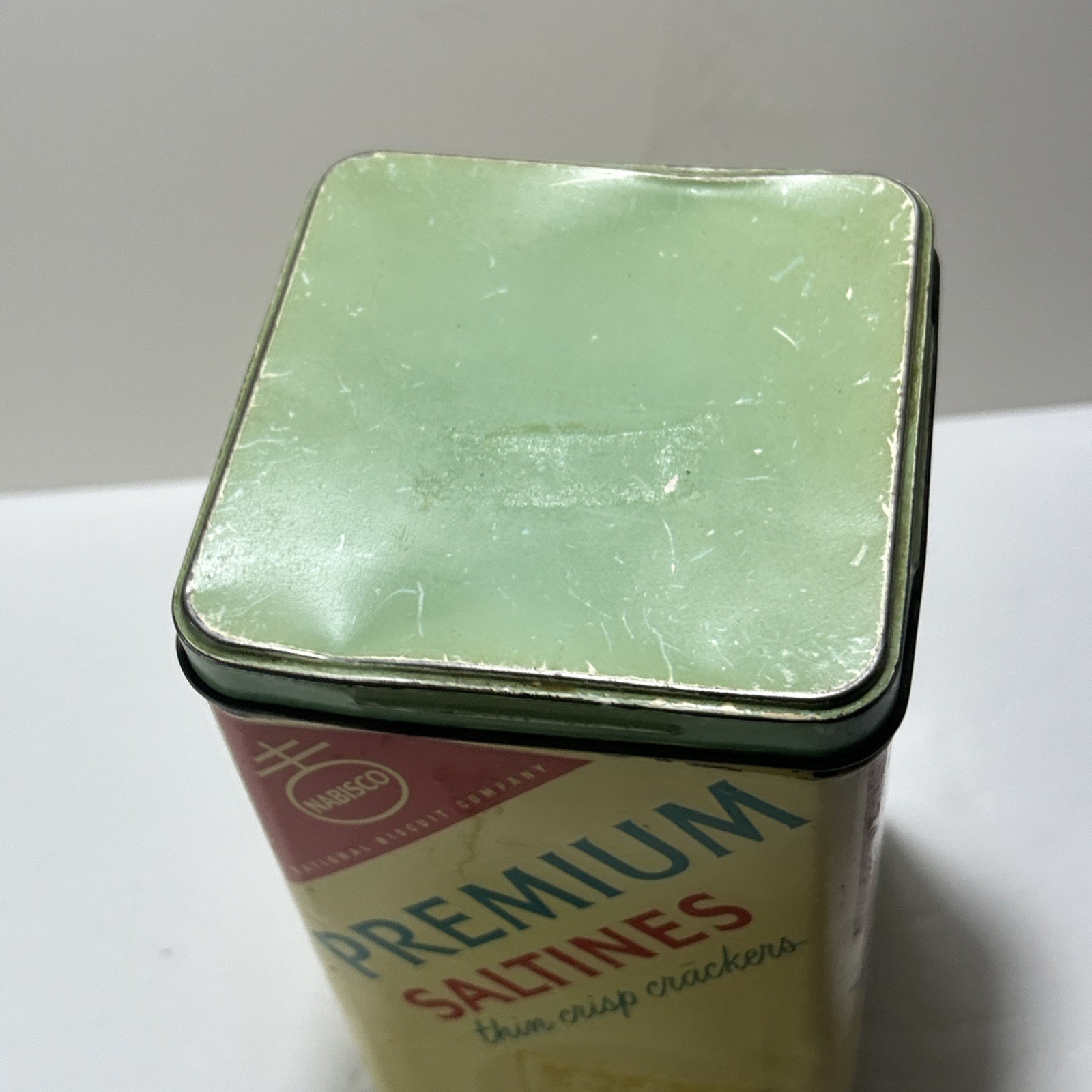 Vintage Pre-Barcode 1950s Nabisco Premium Saltines Cracker Tin English/Spanish