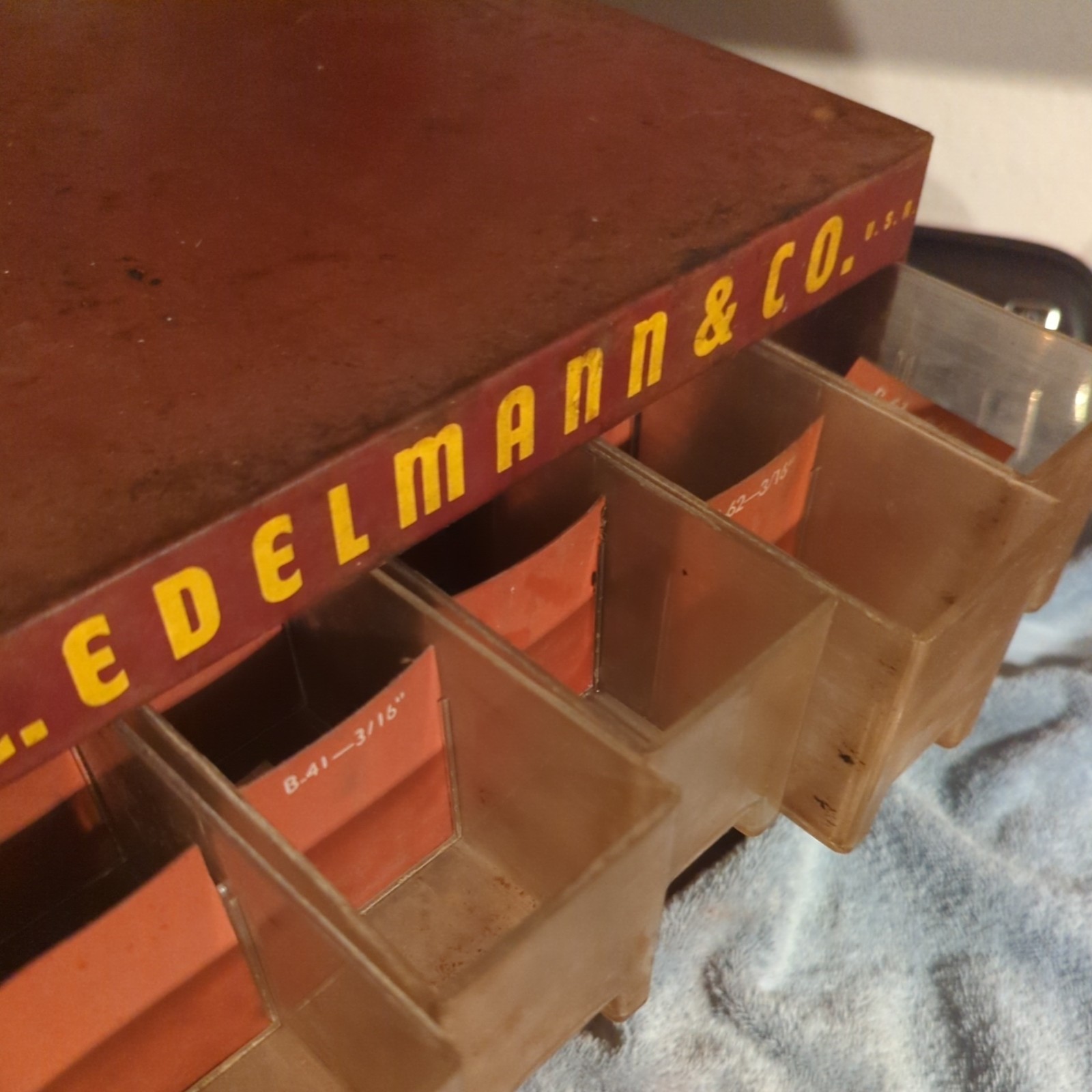 Vintage 50s 60s E. Edelmann Advertising Parts Cabinet Store Display(12″x12″x12″)