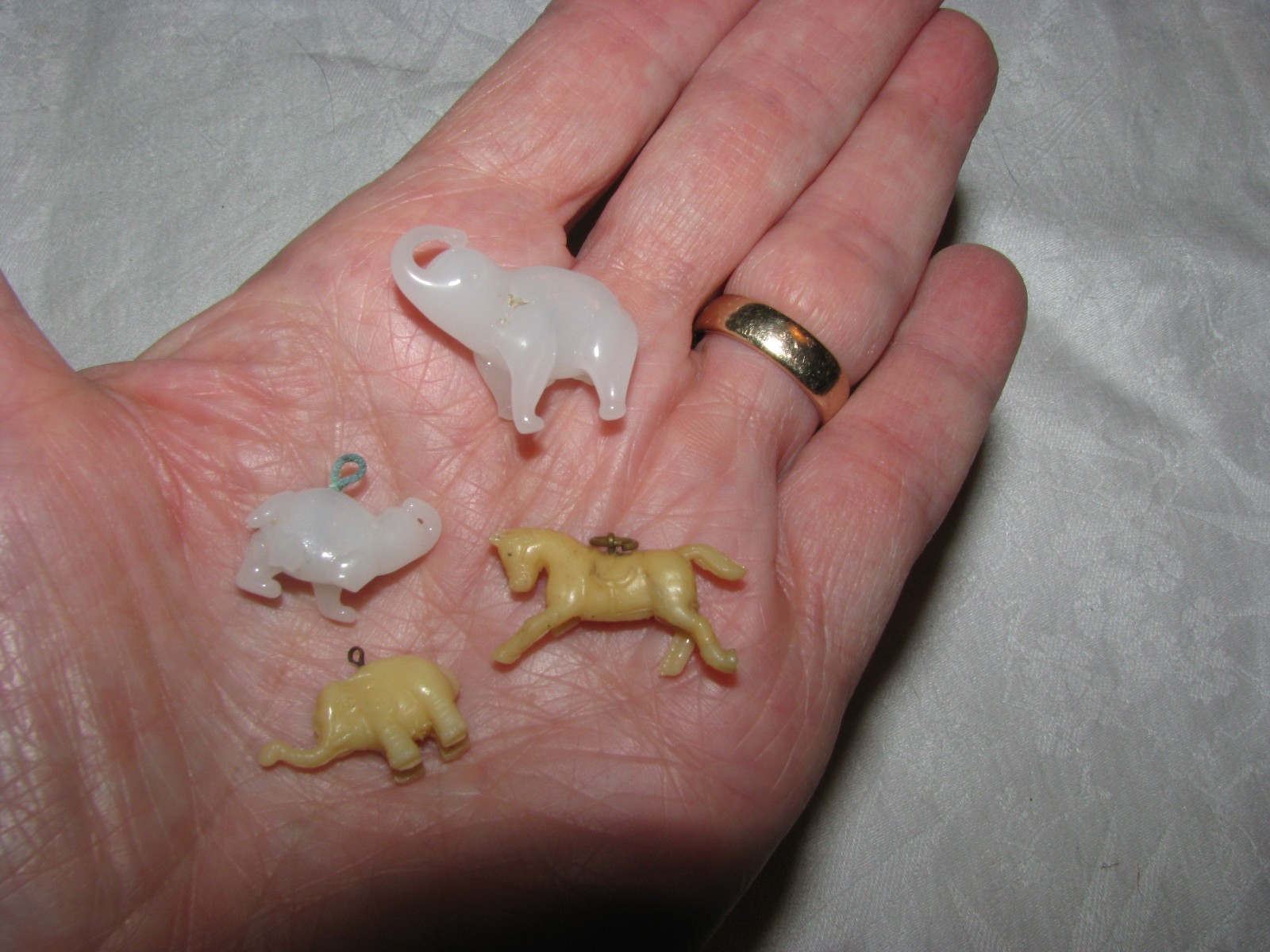 Group of Four VTG Tiny Animal Charms Glass & Plastic?