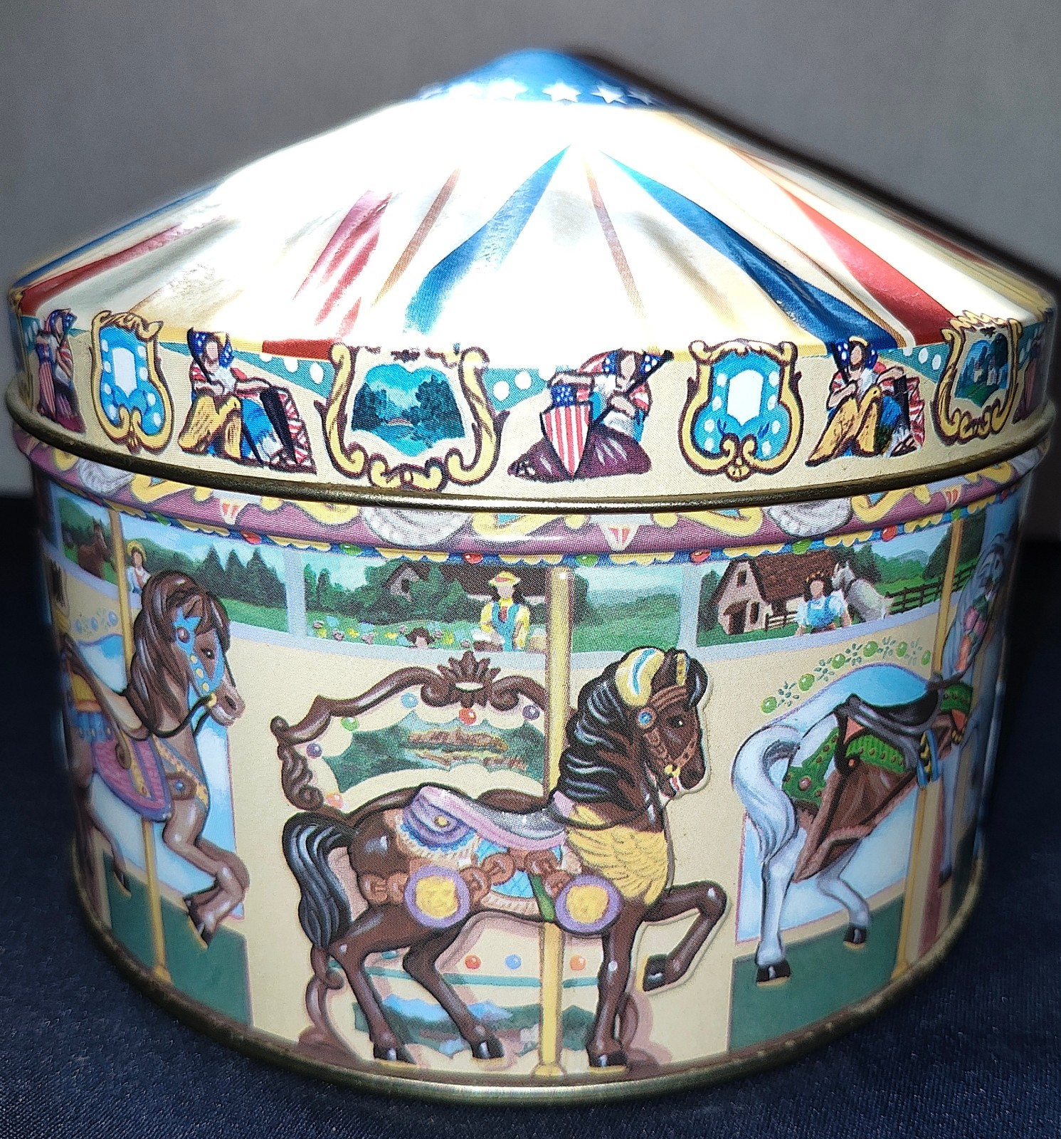 Vintage 1996 Hershey’s Hometown Series Canister #13 Hershey Park Carrousel