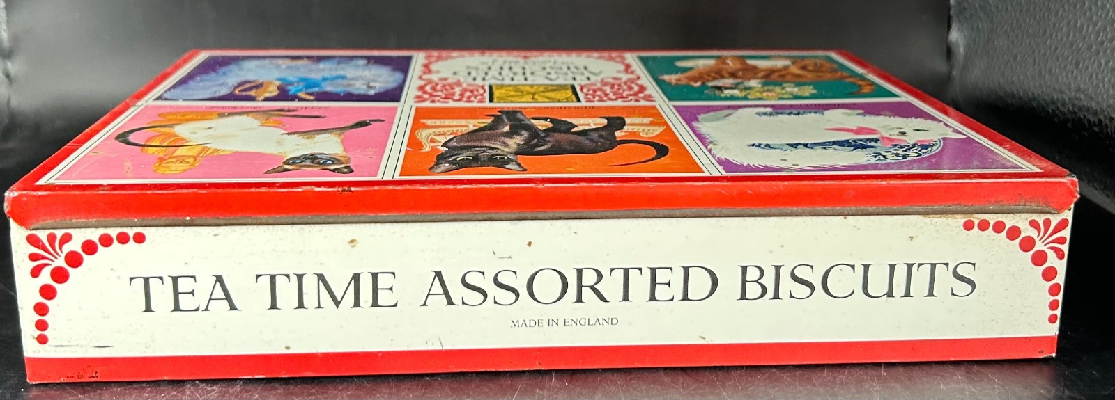 Frears Vintage Tea Time Assorted Biscuits Tin 6.5” x 9″ Cats