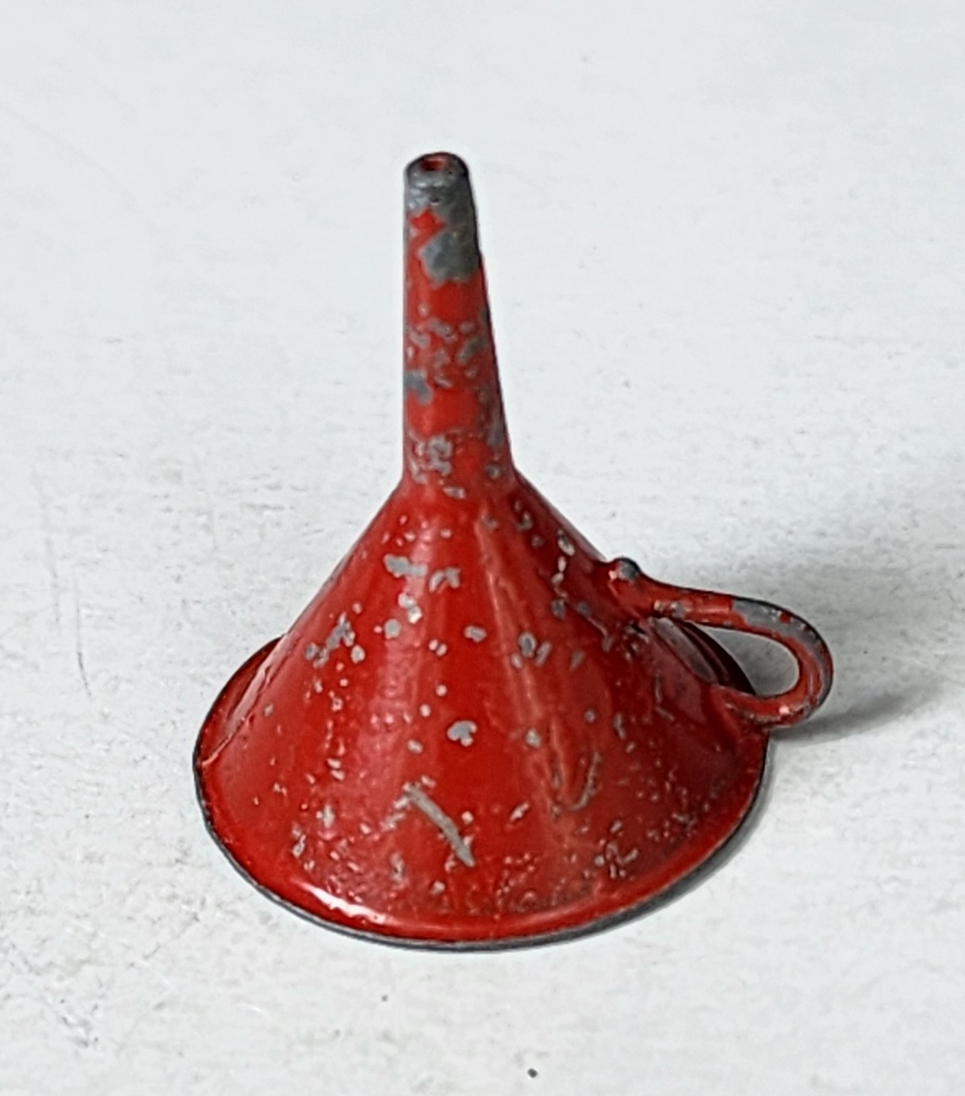 1926 DOWST Vintage Premium Cracker Jack Prize Toy Funnel Charm