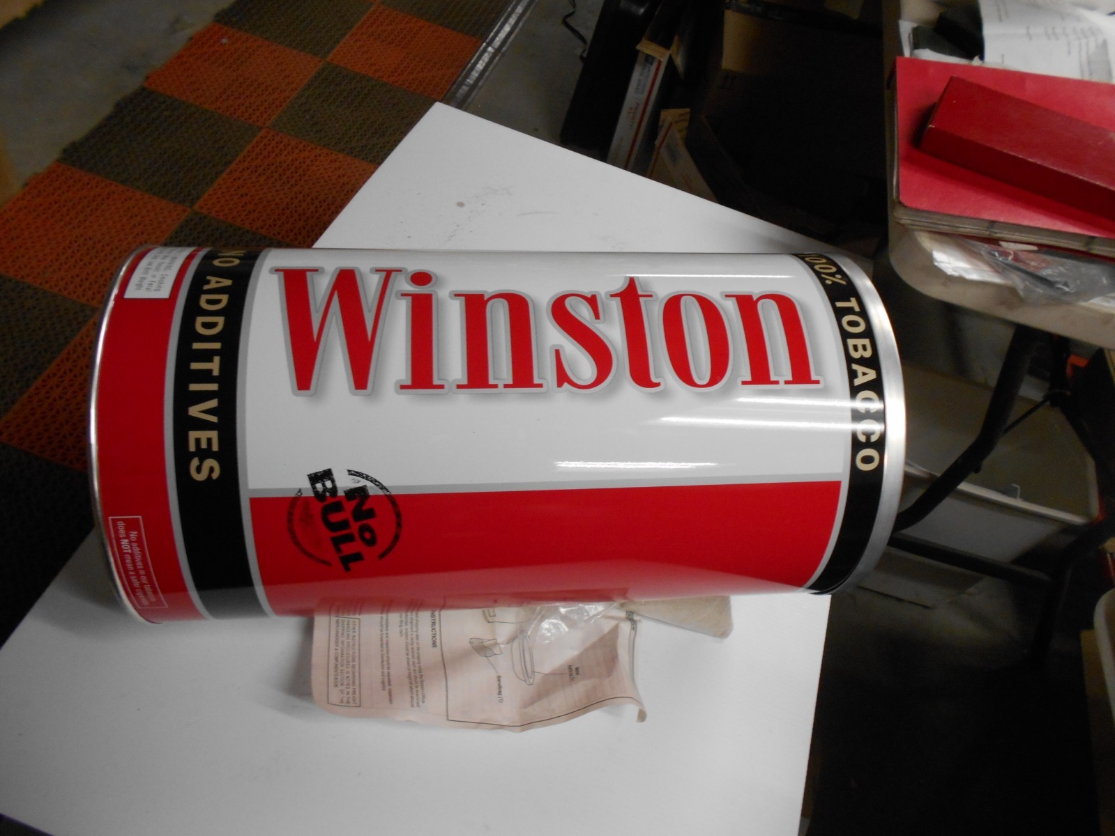 2000 WINSTON NOS Store Floor Ash Tray Oringinal Box (NEVER USED)