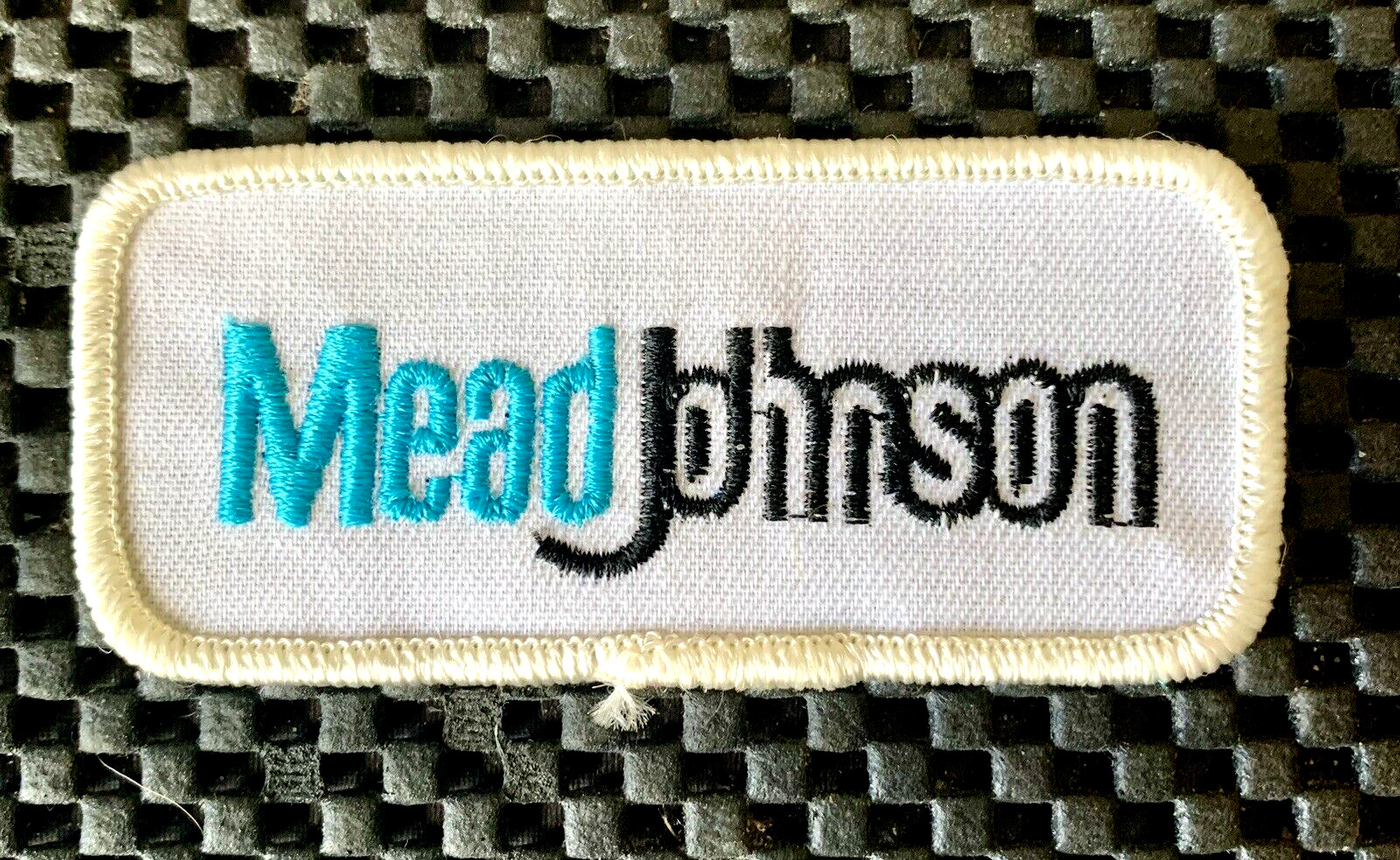 MEAD JOHNSON EMBROIDERED SEW ON ONLY PATCH NUTRITION COMPANY 3 1/2″ x 1 1/2″ NOS