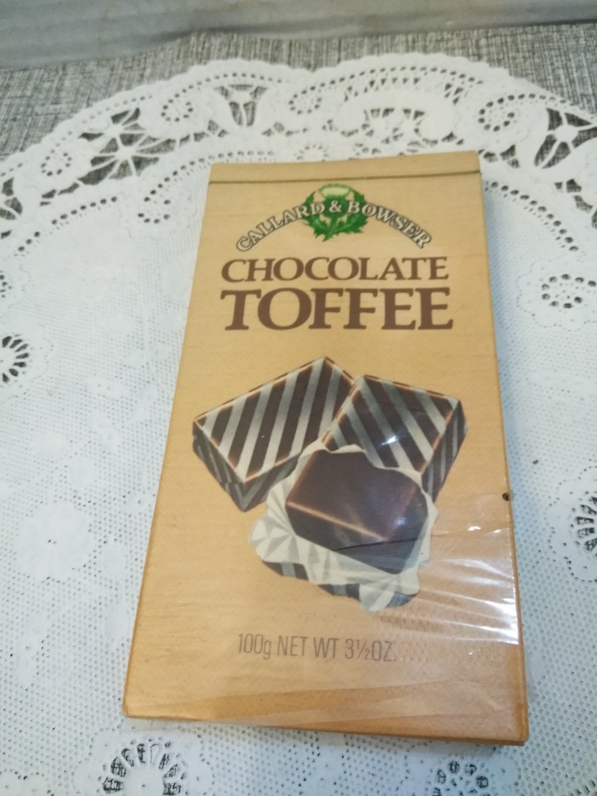 VTG. Callard & Bowser CHOCOLATE TOFFEE 3.5 OZ CANDY BOX (NEW) READ