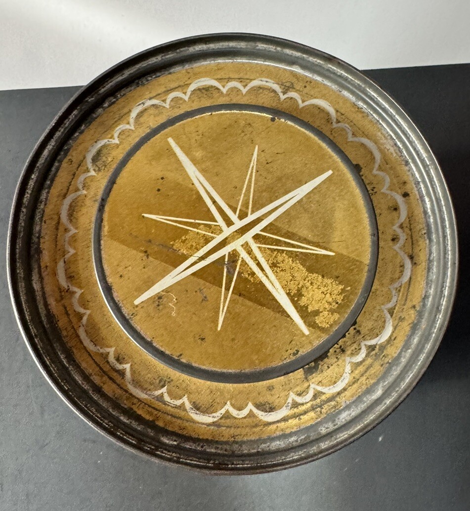 Proctor & Gamble FLUFFO Golden Fresh Shortening Tin With Lid