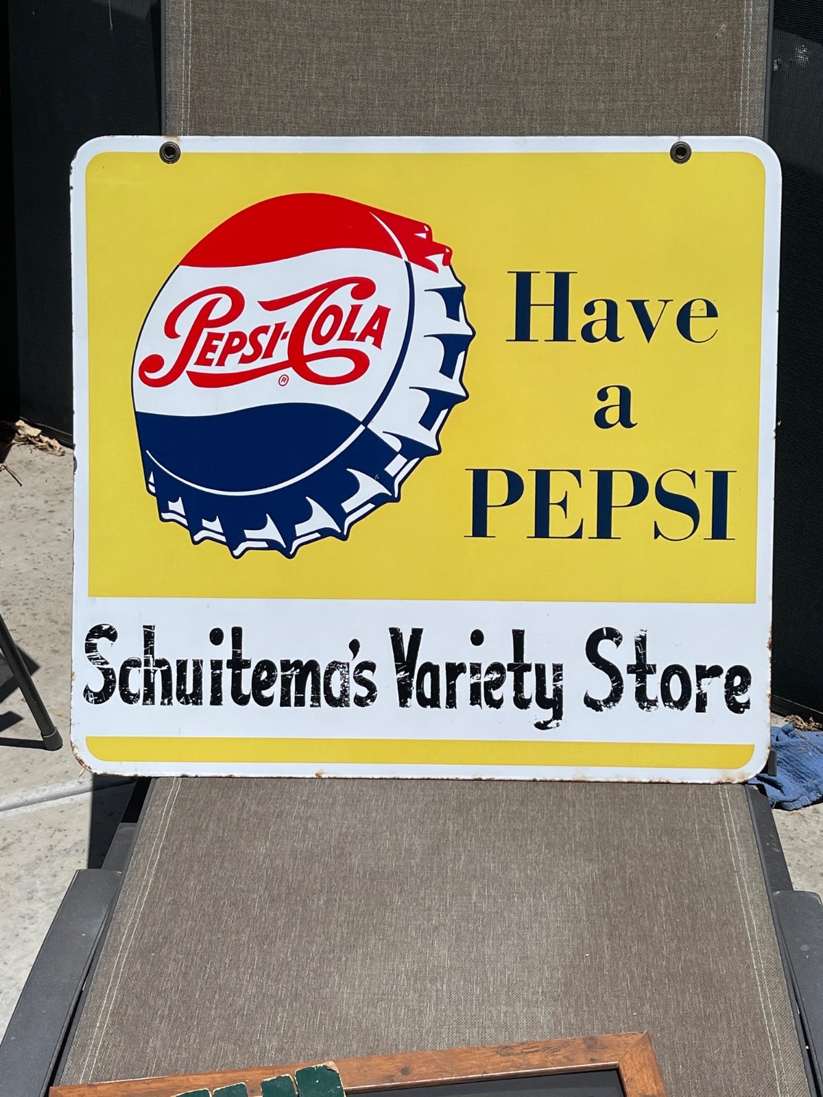RARE 1950’S PEPSI DOUBLE SIDED PORCELAIN SIGN INCREDIBLE SHAPE. MUSEUM PIECE