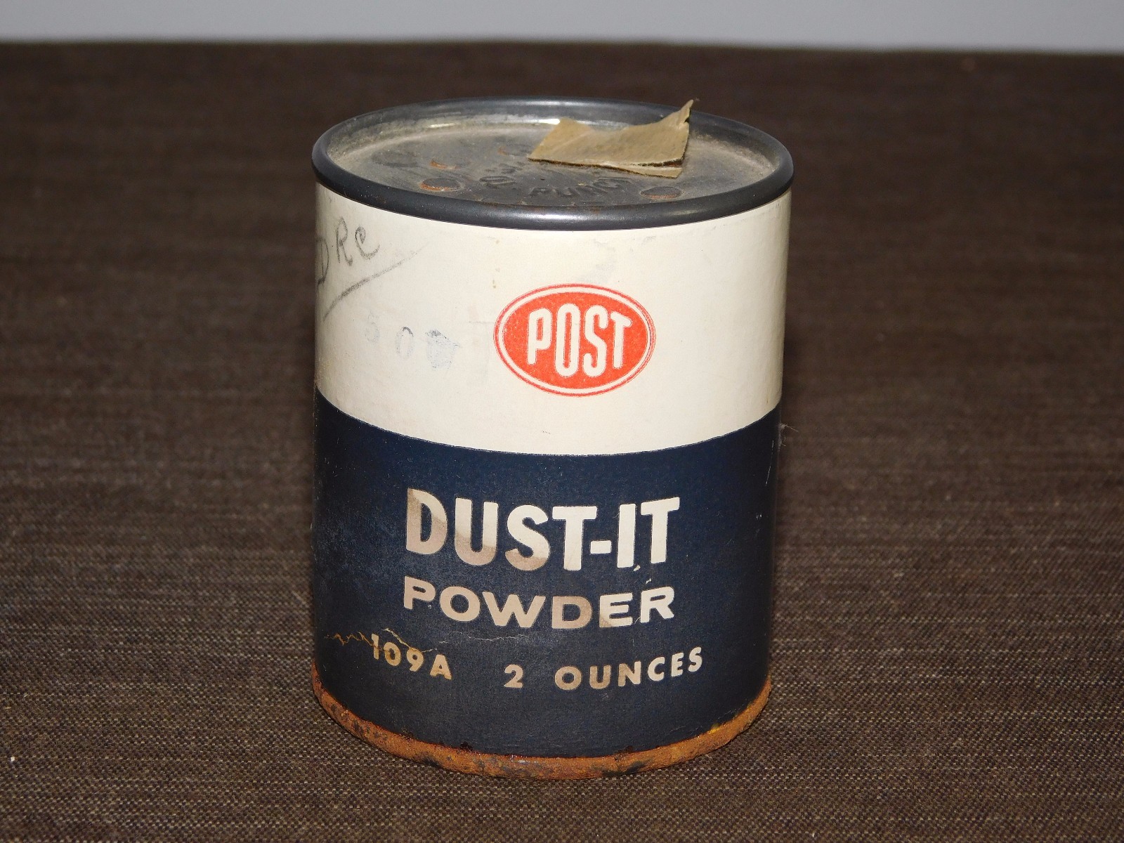 VINTAGE RARE 2 3/4″ HIGH POST DUST-IT POWDER FOR ART DRAWINGS GRAPHITE REMOVAL