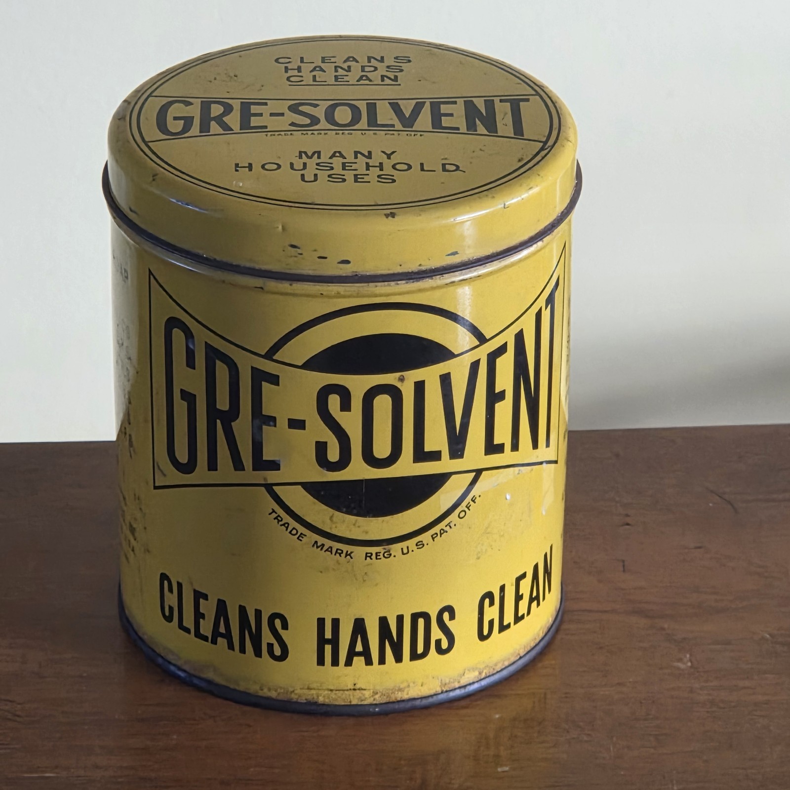 Vintage Art Deco Yellow & Black Gre-Solvent Hand Cleaner 3lb Tin Can 5″ x 4″