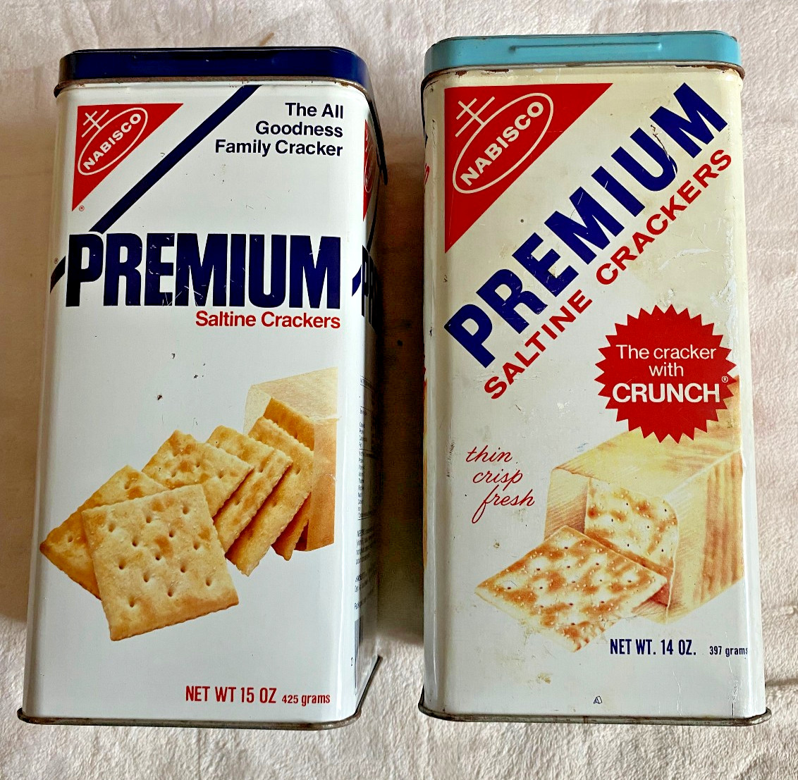 VINTAGE NABISCO® PREMIUM Saltine Crackers TIN SET – 1 each 1969 & 1978 .14 OZ.