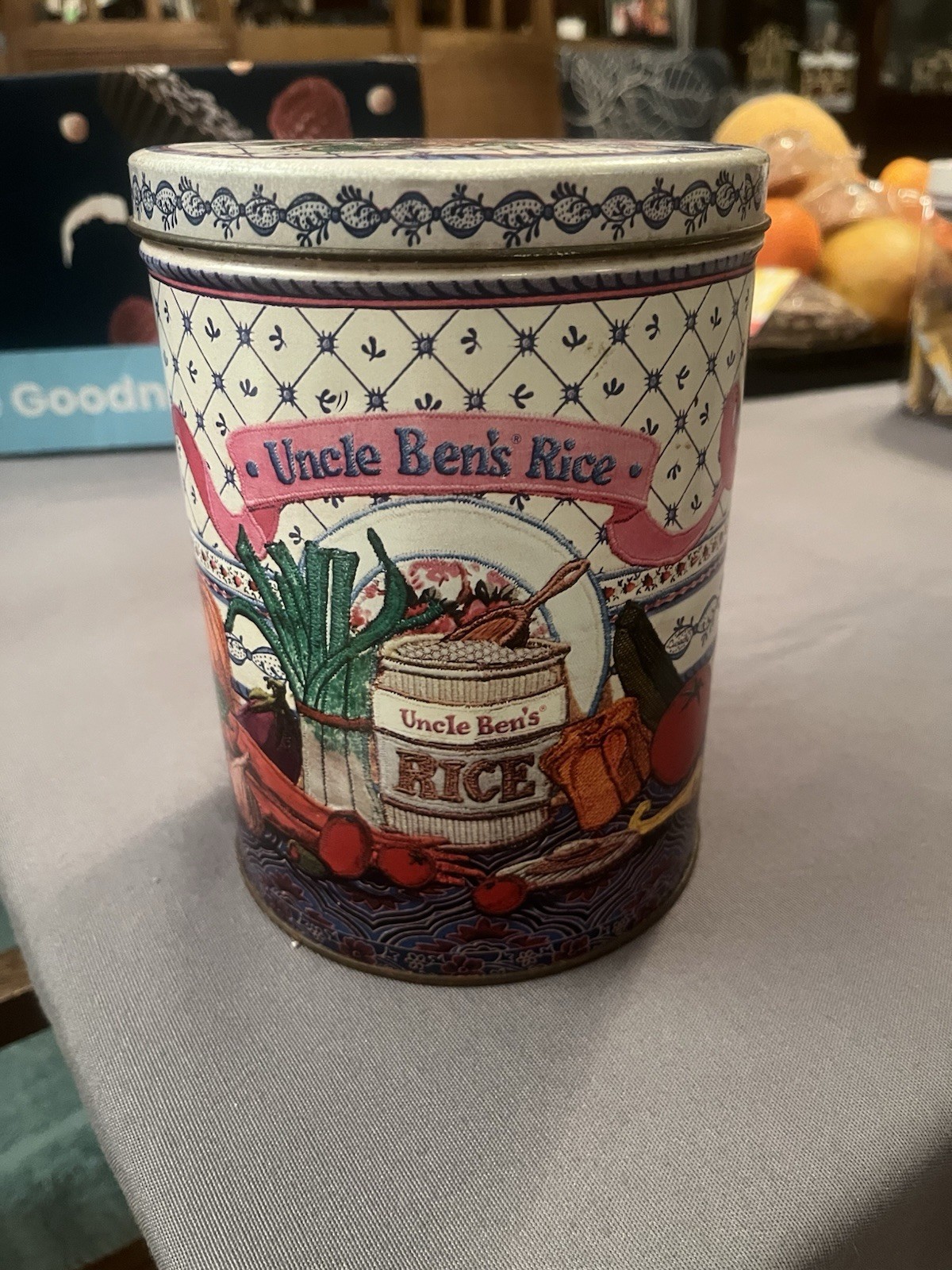 Uncle Ben’s Rice 1987 Vintage Advertising Tin Canister Vegetable Pattern
