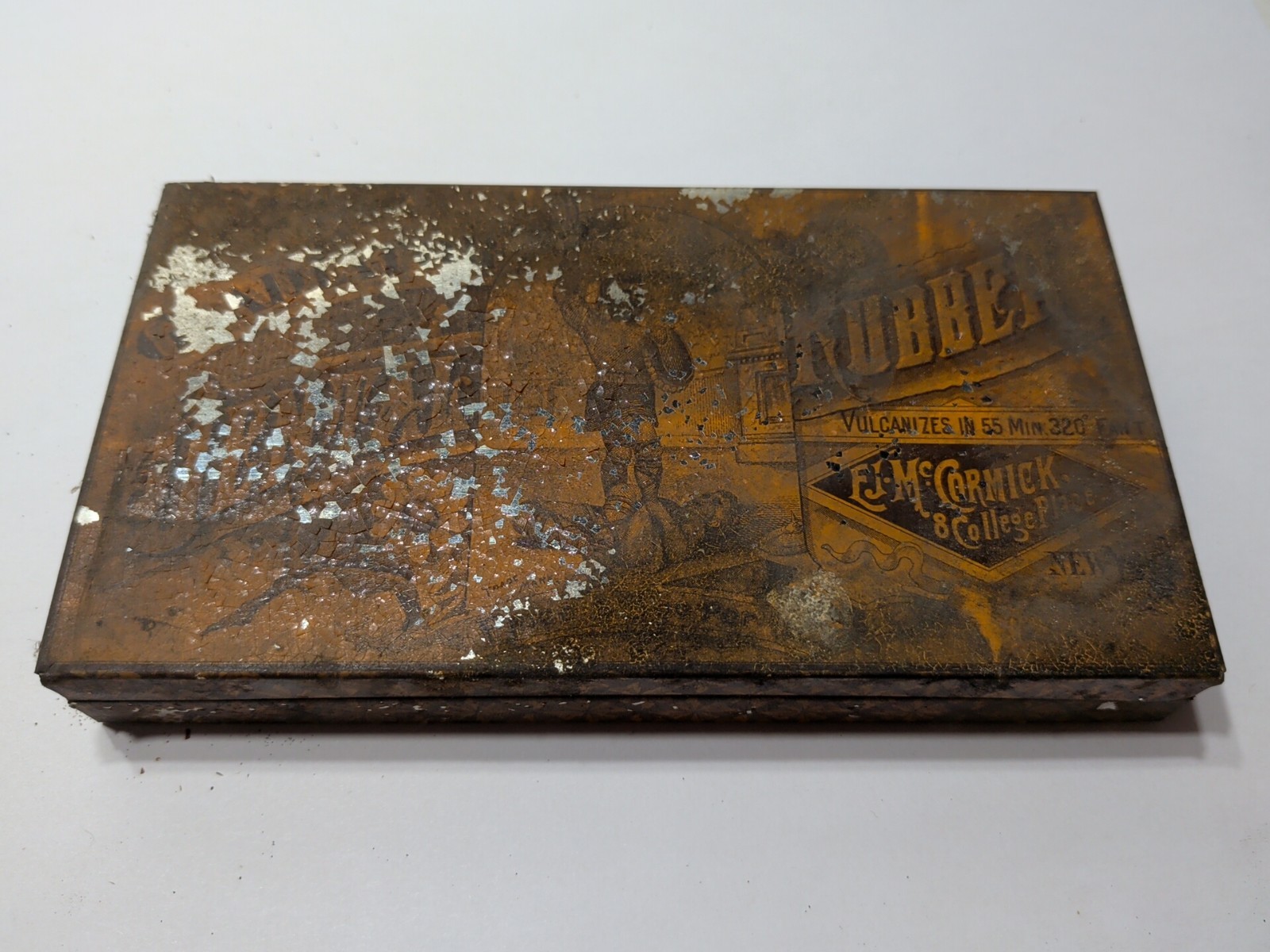 ✨ANTIQUE✨EJ McCormick Dental Rubber Half Pount Metal Box / Advertising Metal Tin