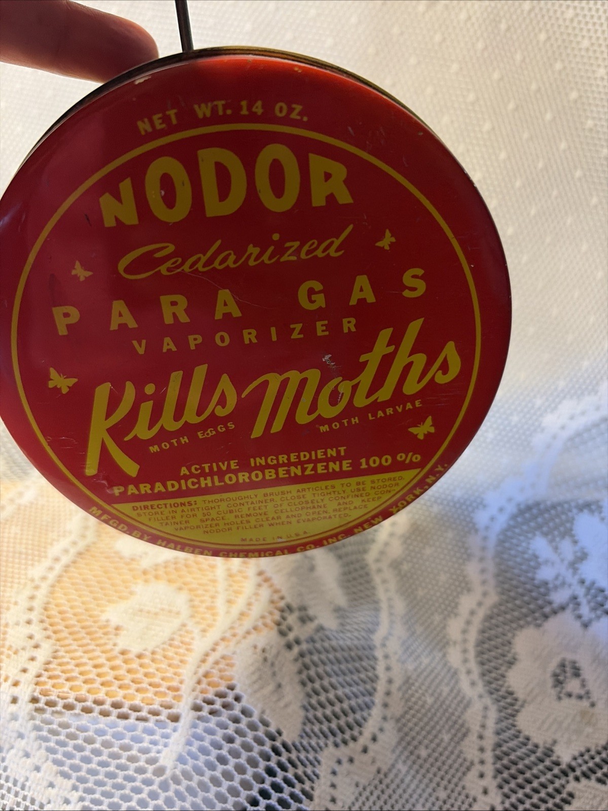 Vintage Double sided 14oz Tin NODOR Cedarized Para Gas Kills Moth Nostalgic