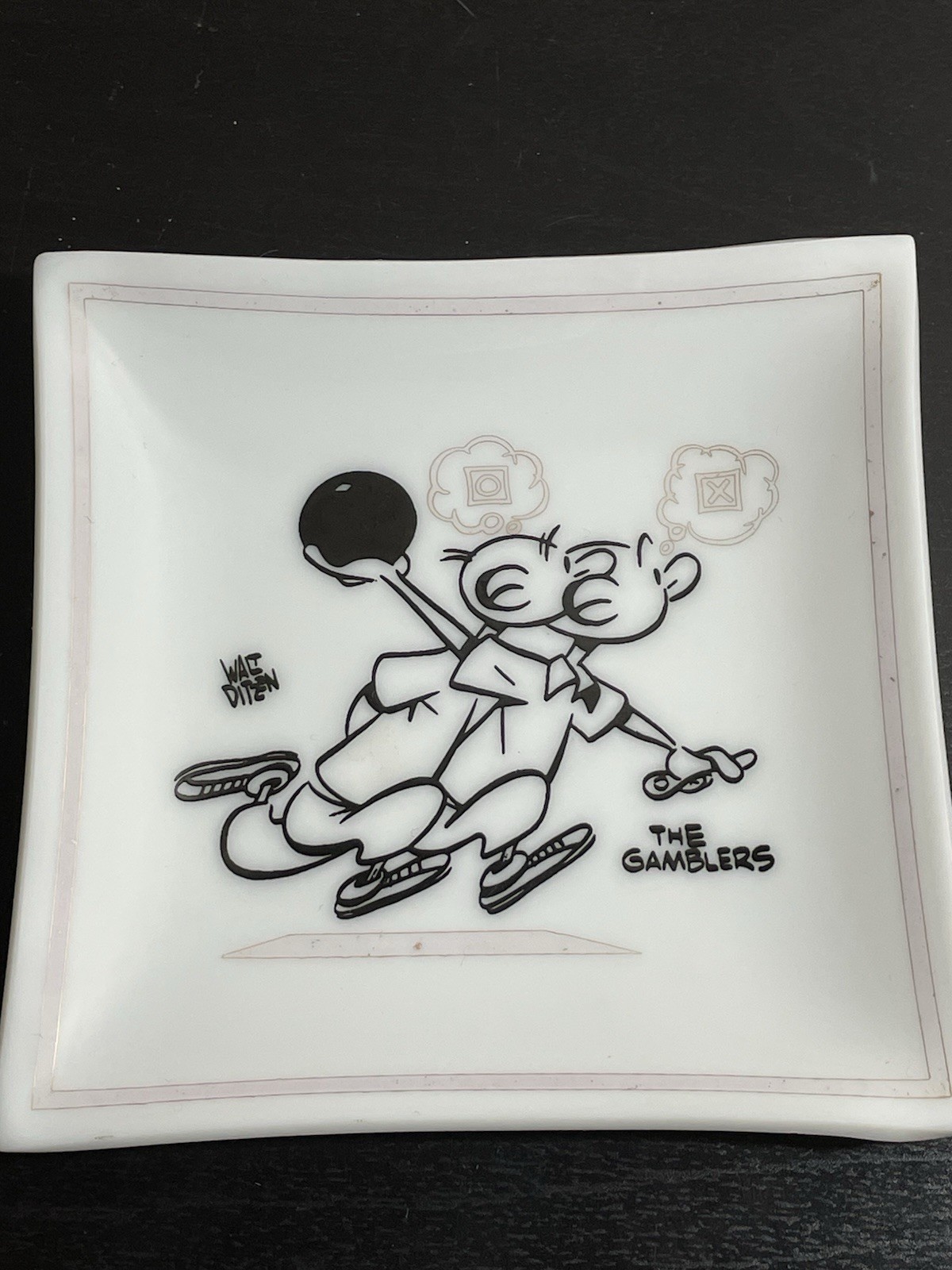 Houze Art Walt Ditzen’s Fan Fare “The Gamblers” Glass Tray Man Cave Trinket Dish