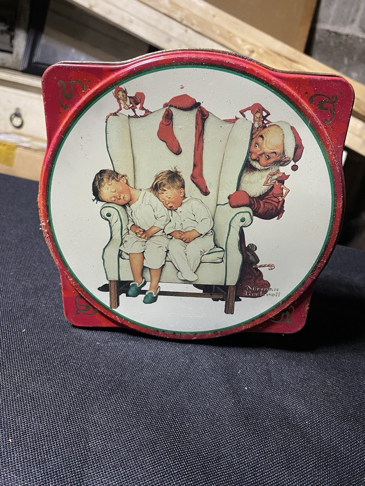 Vintage 1995 SNICKERS Brand Limited Edition Canister Norman Rockwell Empty Tin