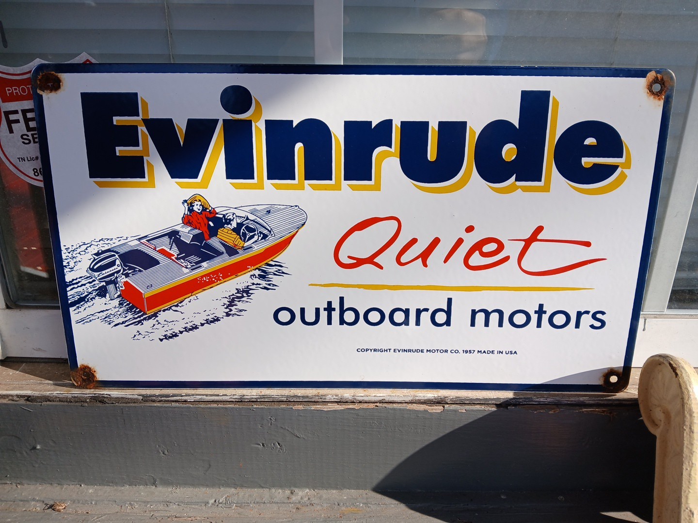VINTAGE LARGE EVINRUDE OUTBOARD MOTOR PORCELAIN METAL BOAT ENGINE SERVICE SALES