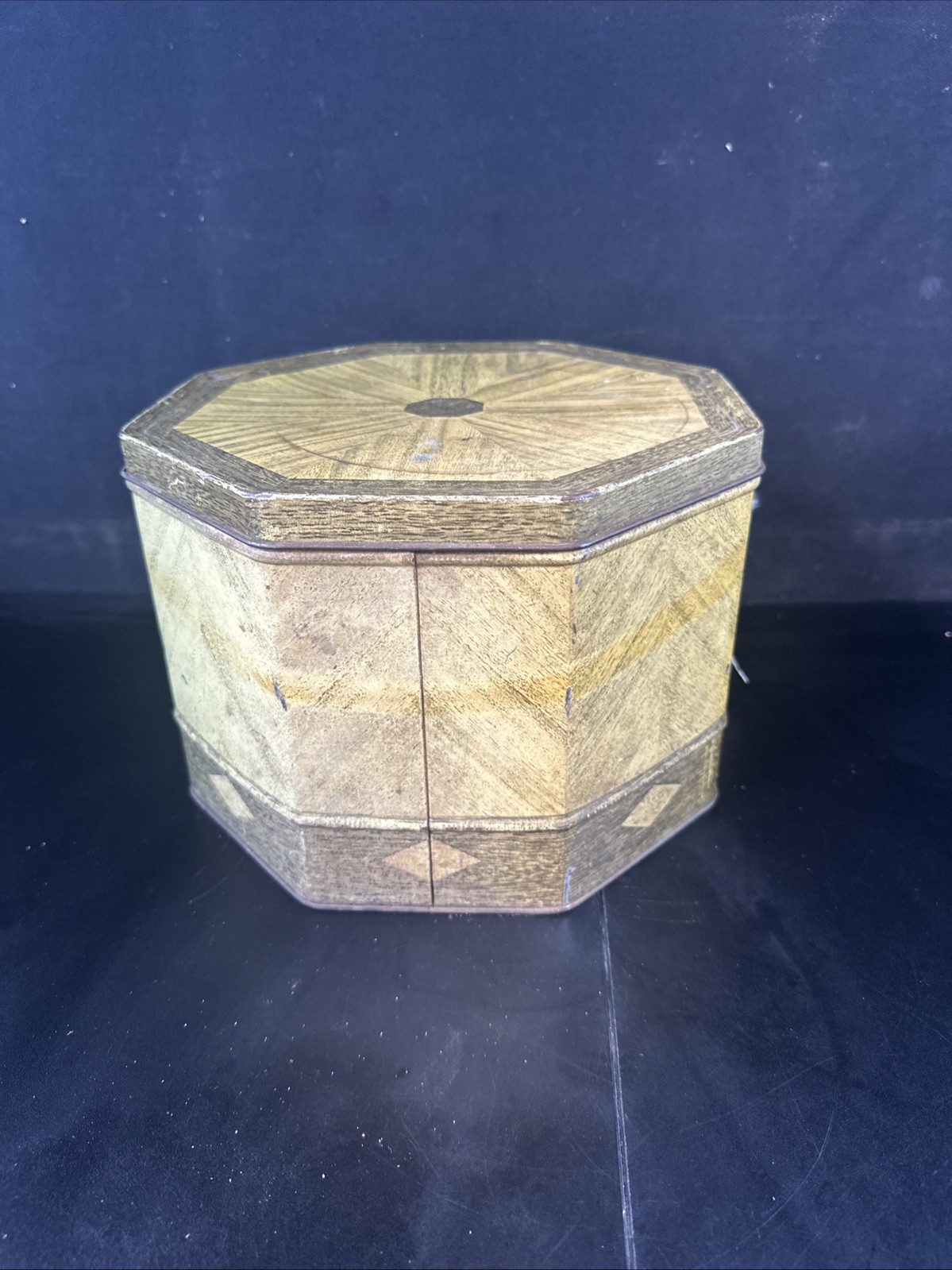 Vintage Loose-Wiles Biscuit Co Octagon Handled Basketweave Biscuit Tin USA