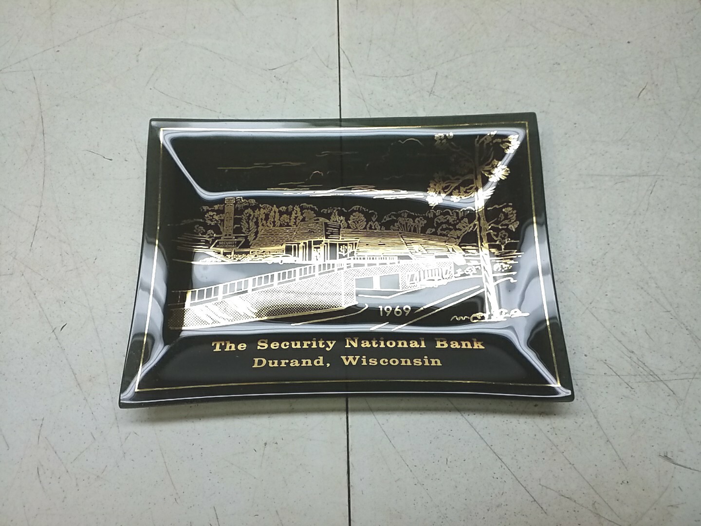 Security National Bank Durand Wisconsin Smoked Glass Dish Gold Script Vtg 1969
