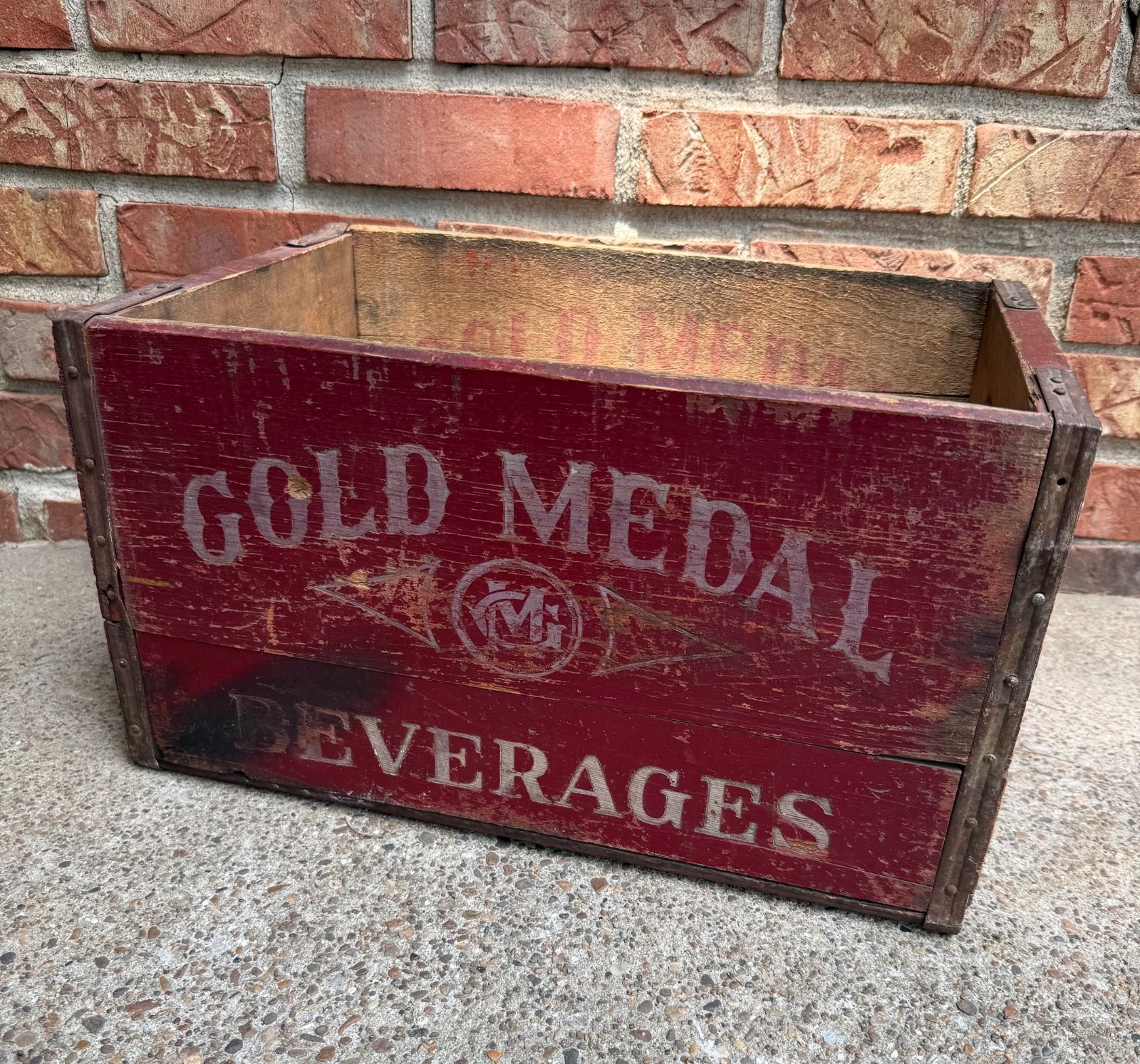 Vtg Wooden Soda Crate Gold Medal Beverages Minneapolis St Paul Minnesota Box