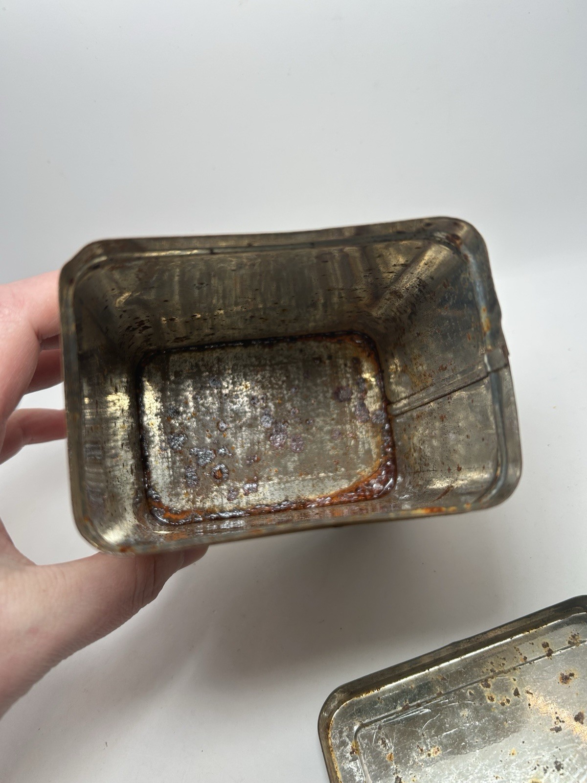 Vintage Epsom Salt Tin – Chicago, Illinois