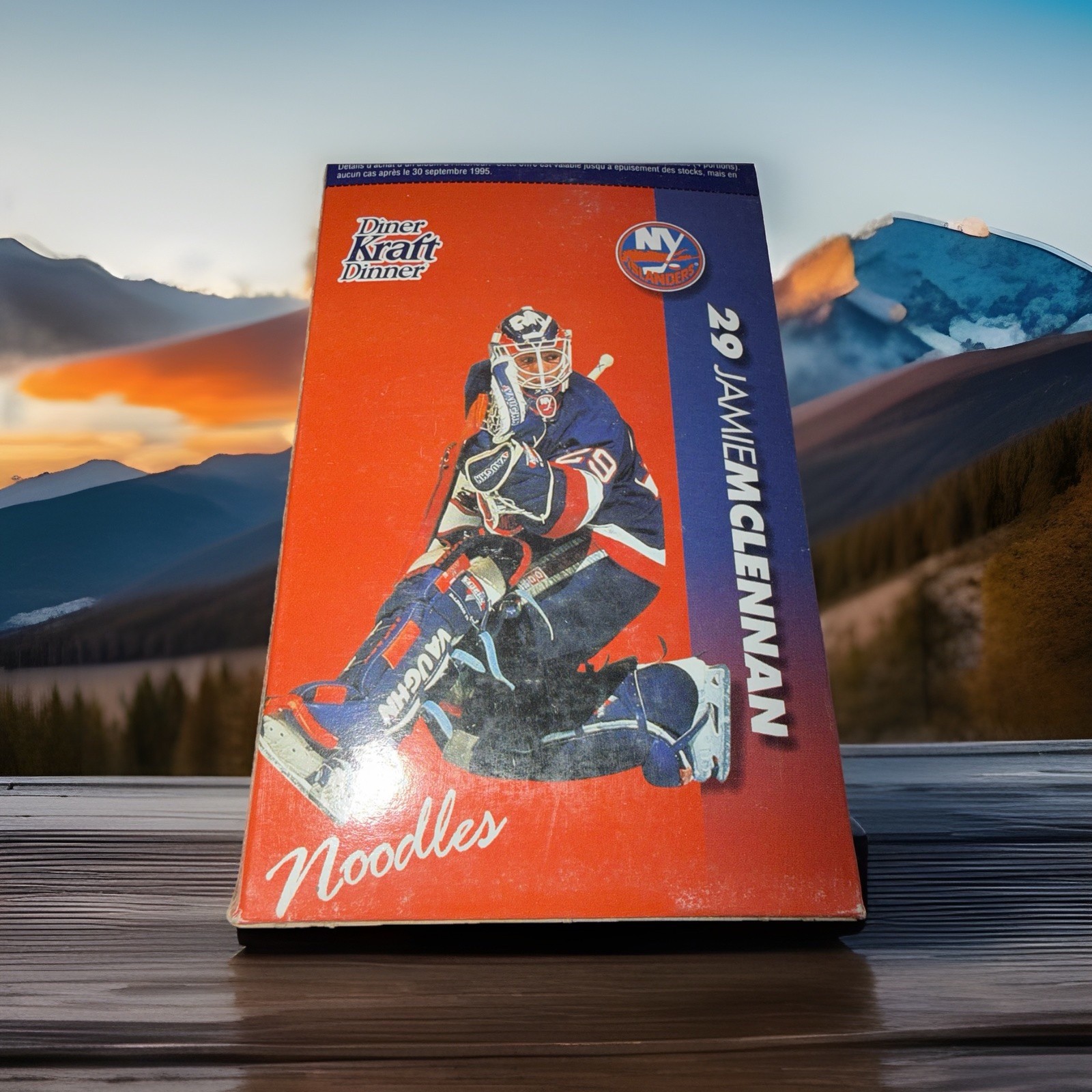 NHL NEW YORK ISLANDERS JAMIE MCLENNAN KRAFT MACARONI & CHEESE HOCKEY CARD BOX
