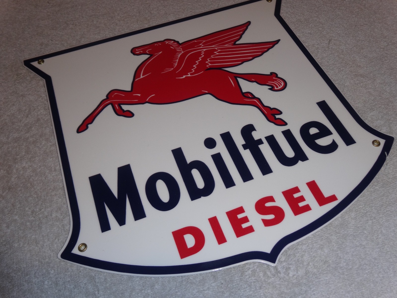VINTAGE MOBIL MOBILFUEL DIESEL 11 3/4″ PORCELAIN METAL PEGASUS GASOLINE OIL SIGN