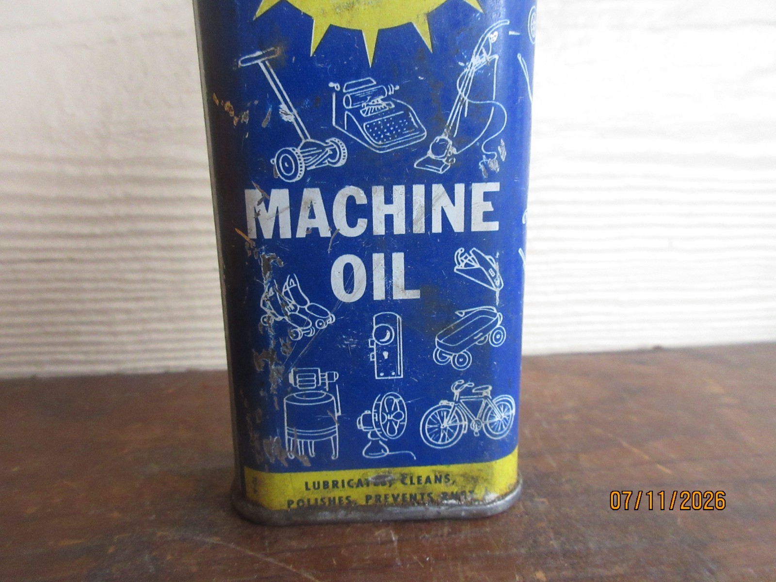 Radiant Machine Oil 4 Oz Metal Advertising Oiler Can Jersey City NJ
