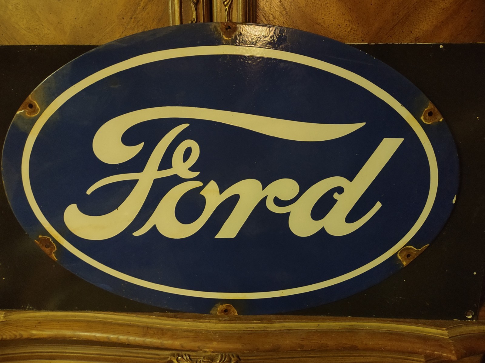 VINTAGE FORD MOTOR CO. OVAL PORCELAIN SIGN DETROIT GAS SALES SERVICE AUTO PARTS