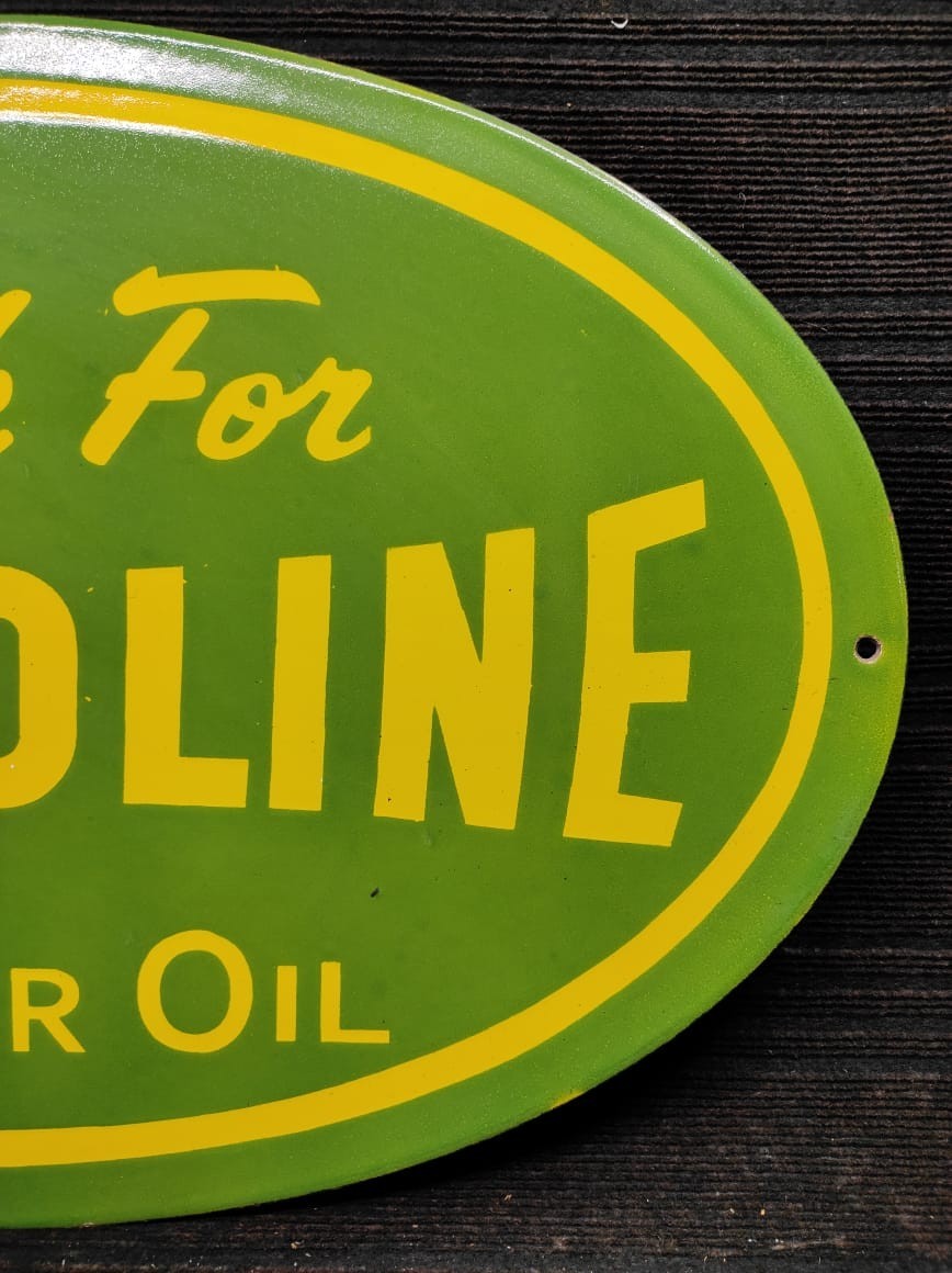 Porcelain Valvoline Motor Oil Enamel Metal Sign Plate Size 30″ x 20″ Inches