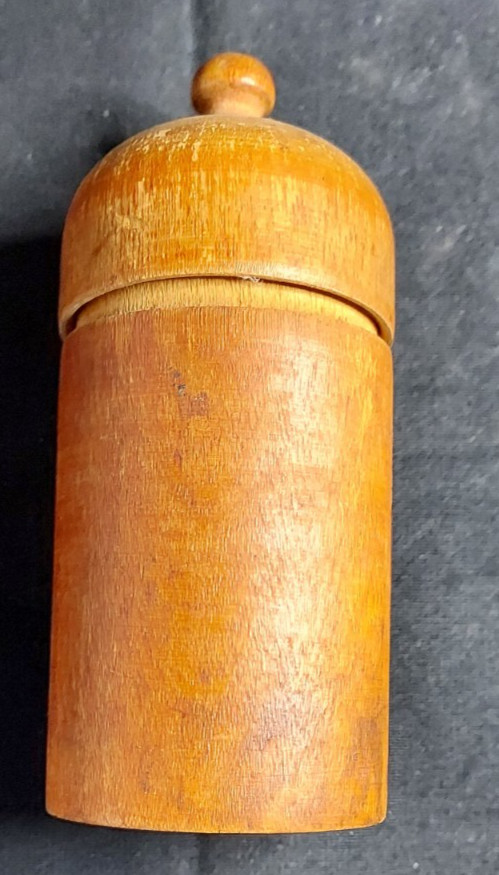 Old Empty Wood Container Carter’s Gold Paint Carters Ink Co Boston Chicago Label