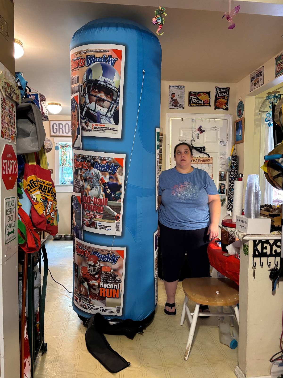 9′ Tall 2003 USA Today / Sports Weekly Outdoor Inflatable Promo Display w/ fan.