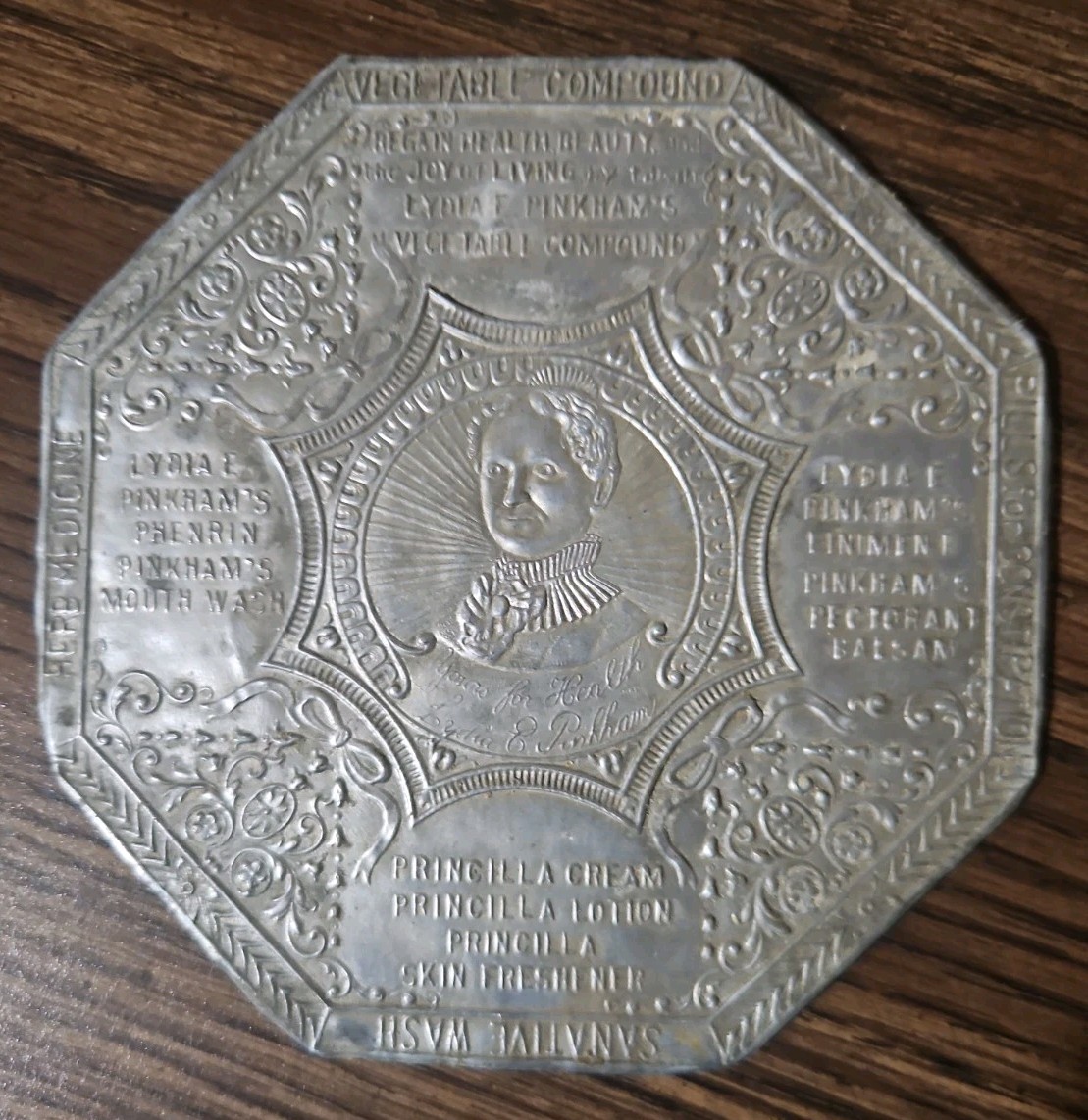 Antique Lydia E Pinkham Vegetable Compound Octagonal Tin Lid Victorian Ad