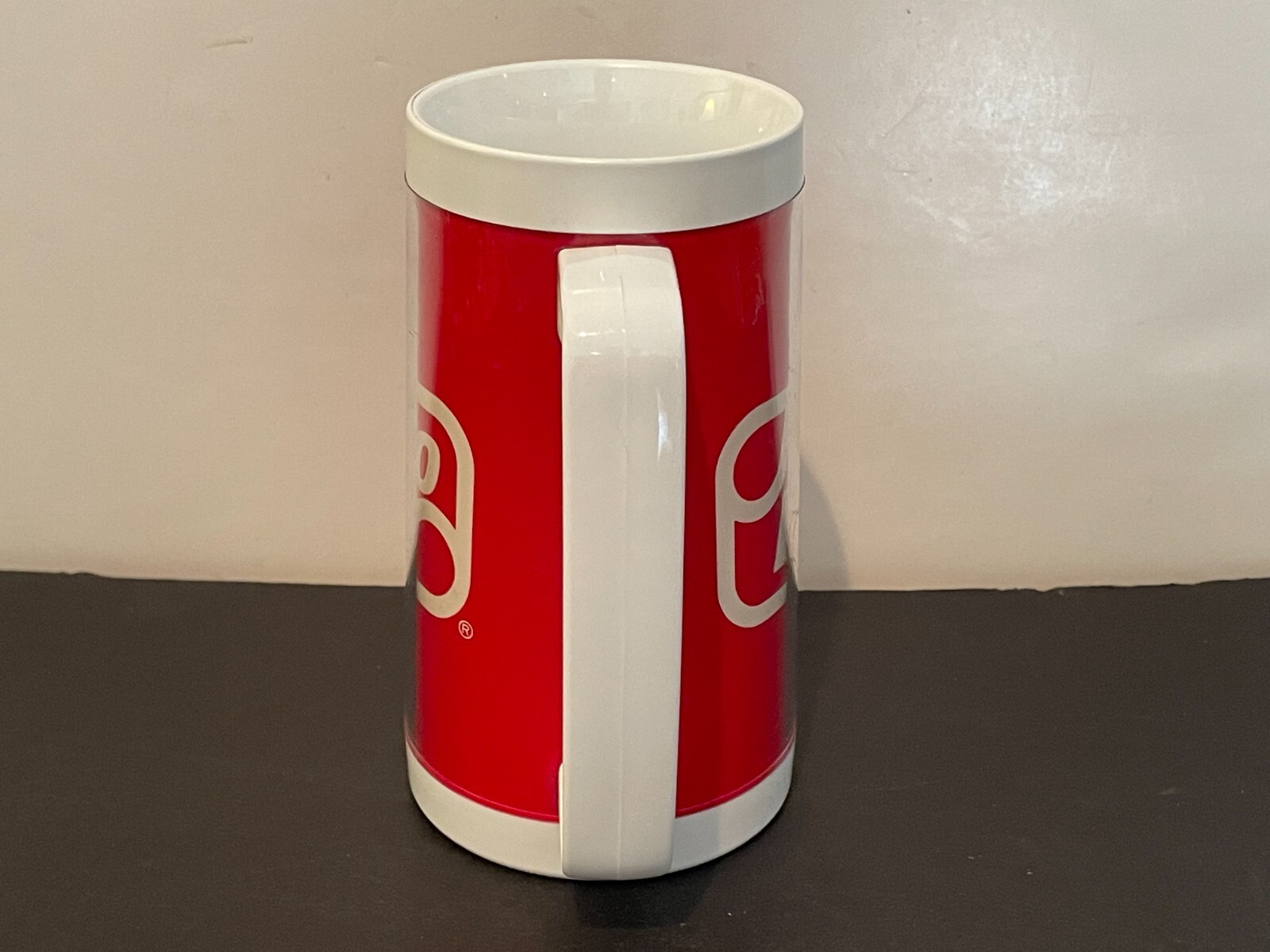 Frito Lay Thermo-Serv Red and White Large Plastic Insulated Mug – 6 1/4″ Tall