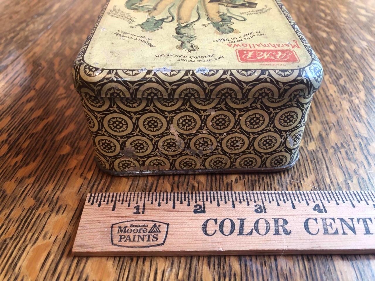A No. 1 Antique 12 Oz. Marshmallow Tin Five Mice on Fingers Advertising Vintage