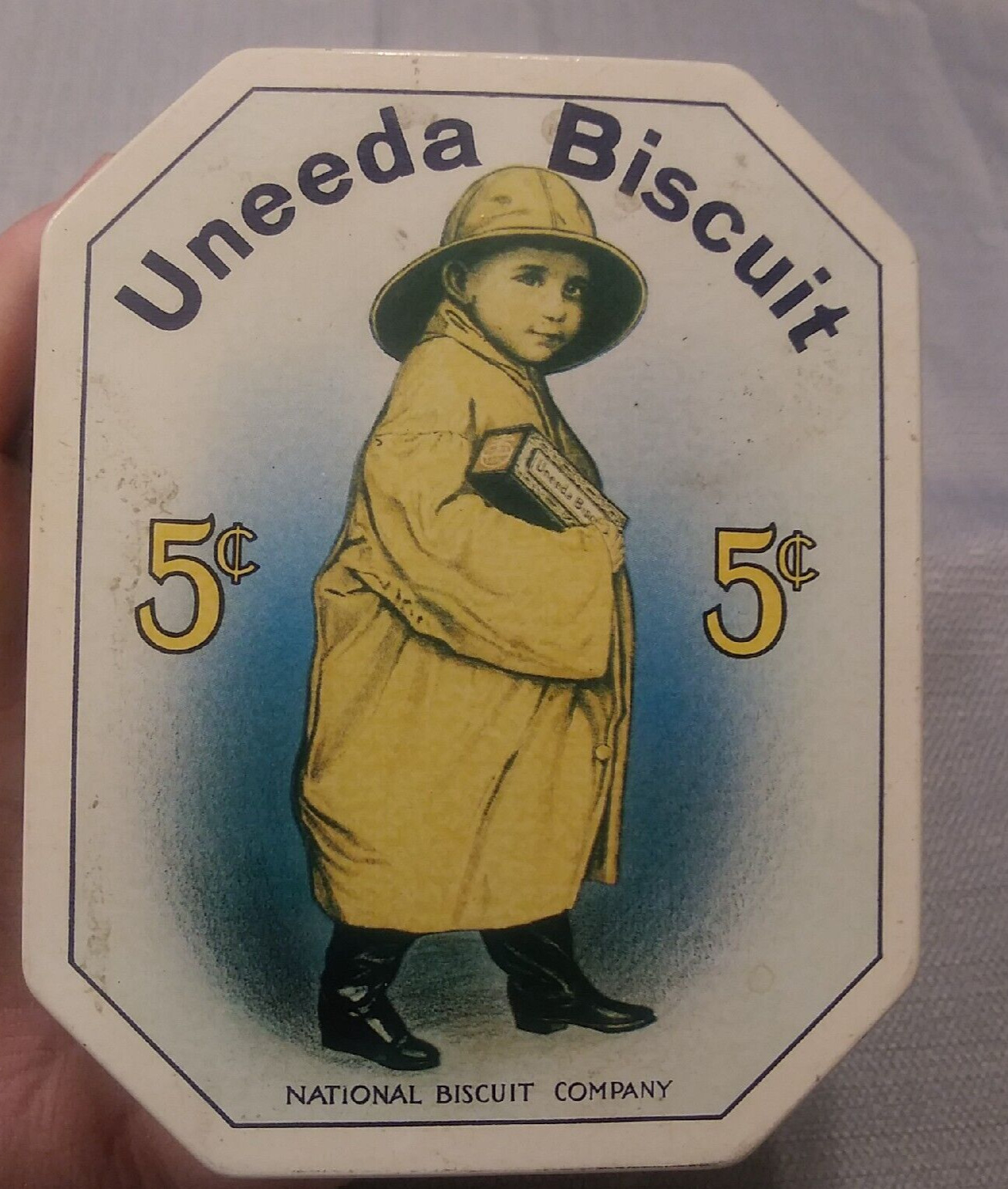 Uneeda Biscuit National Biscuit Company 1923 Metal Decorative Tin Collectable