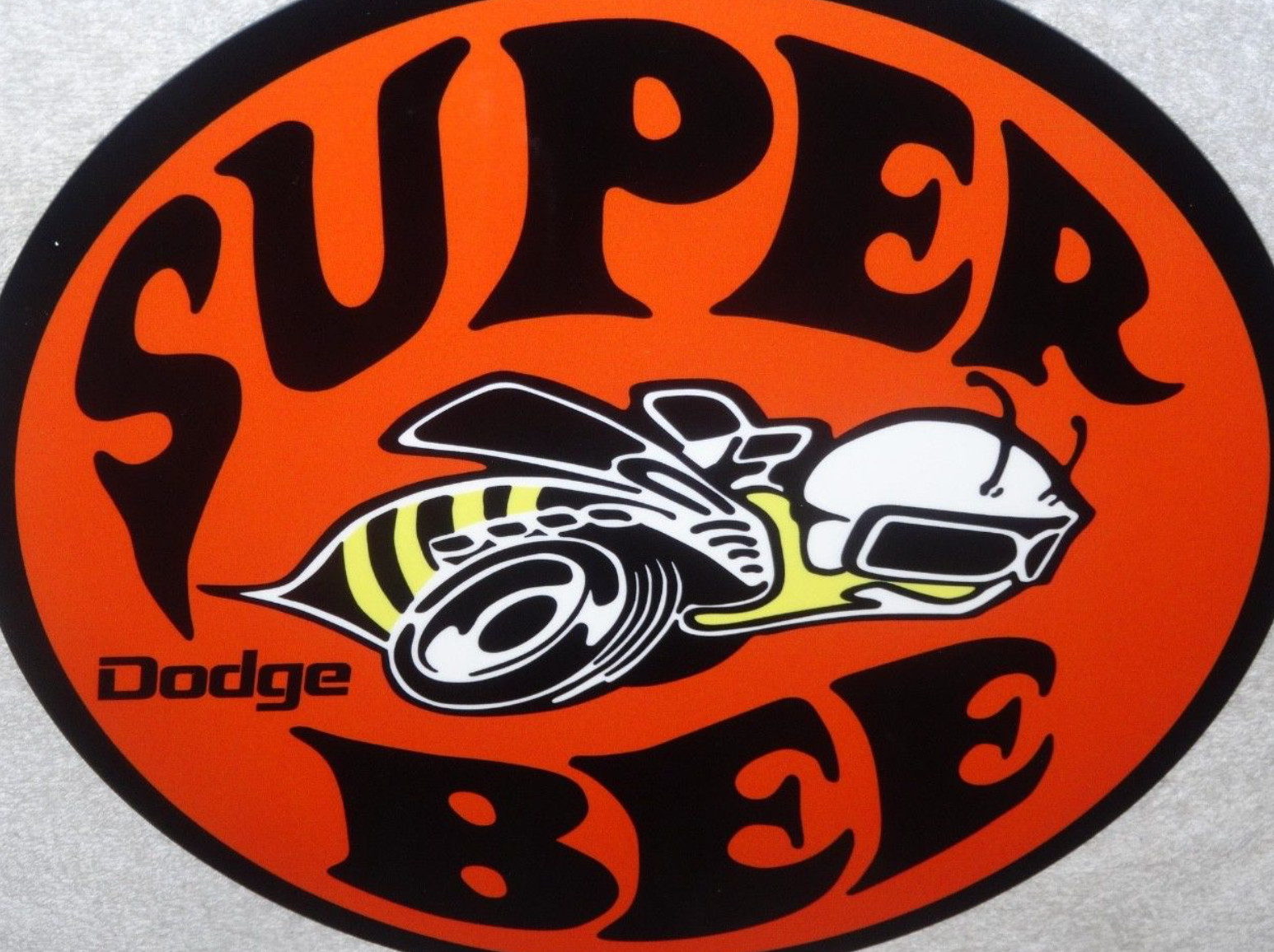 VINTAGE “DODGE SUPER BEE SPORTS CAR” 11 3/4″ PORCELAIN METAL GASOLINE & OIL SIGN