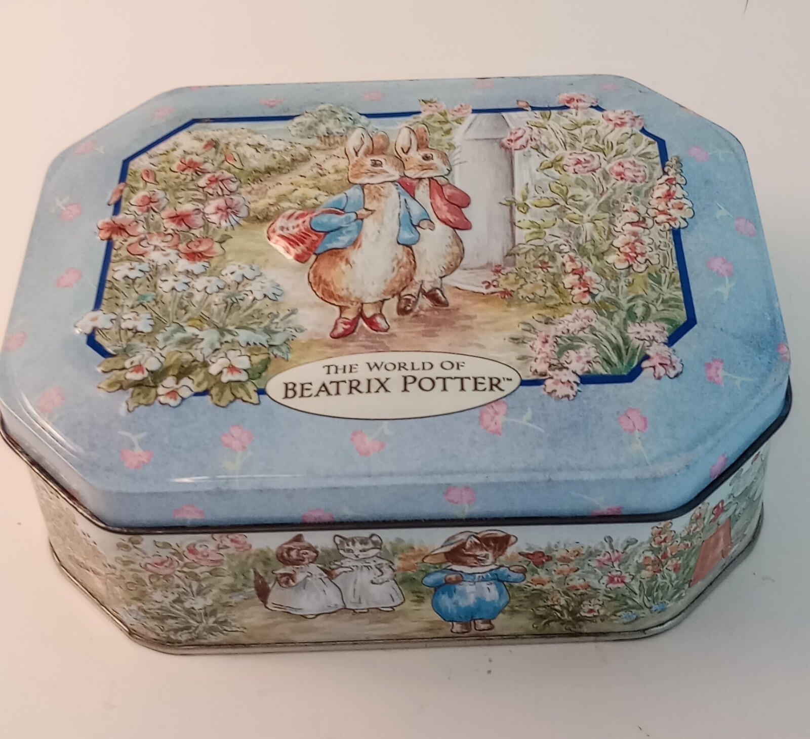 Beatrix Potter Cookie Tin 1995