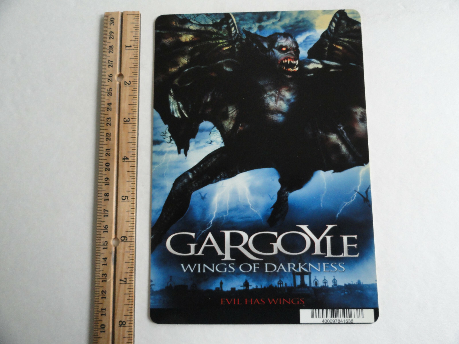 GARGOYLE WINGS OF DARKNESS – BLOCKBUSTER VIDEO BACKER CARD 5″X8″