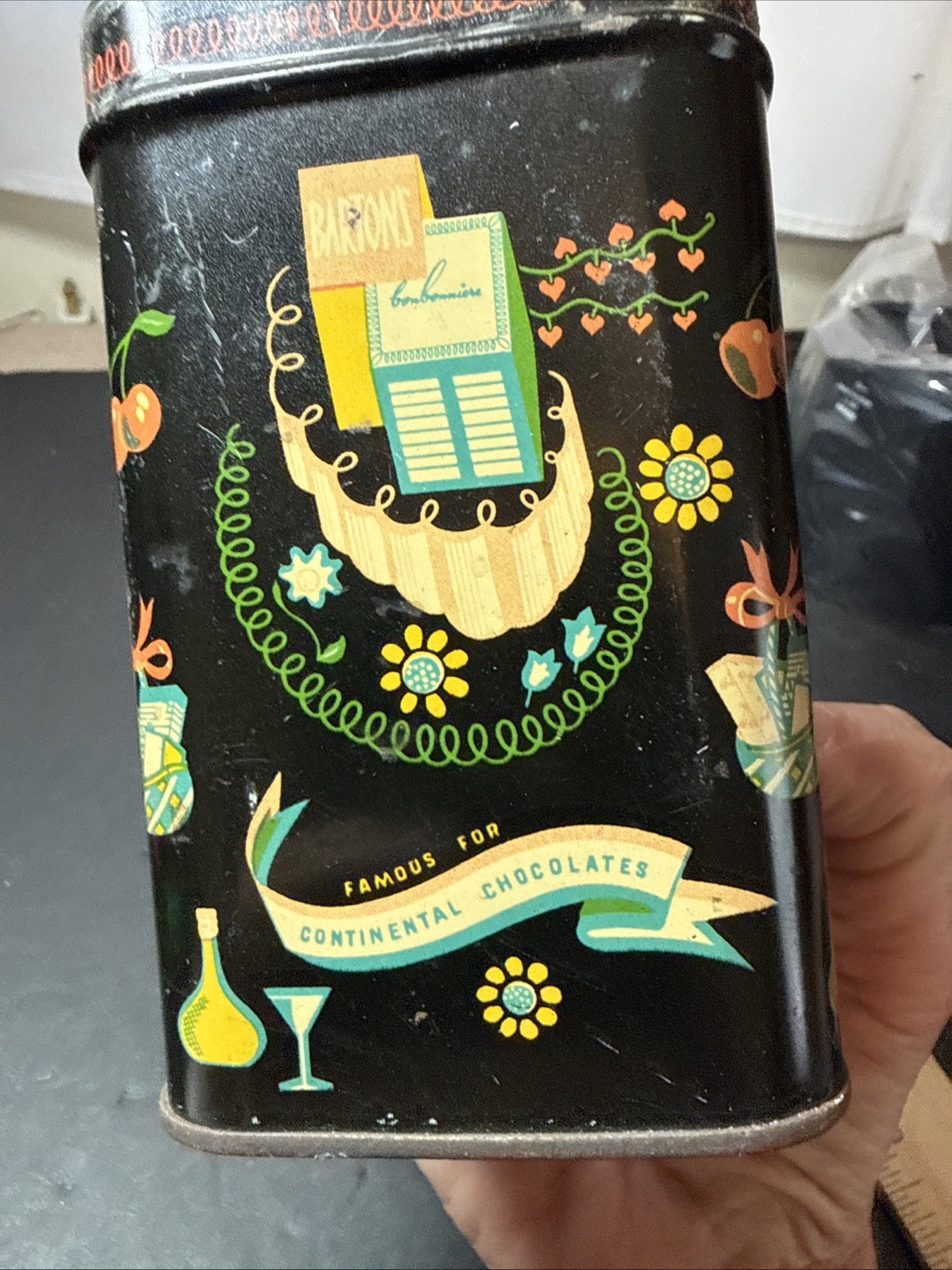 Barton’s Brooklyn NY Vintage Rare Bonbonniere Square Chocolate Tin 4.5×3.75”