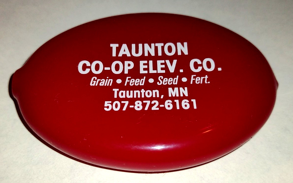 Squeeze Coin Change Purse Red Taunton MN Co-Op Elevator Seed Grain Advertising