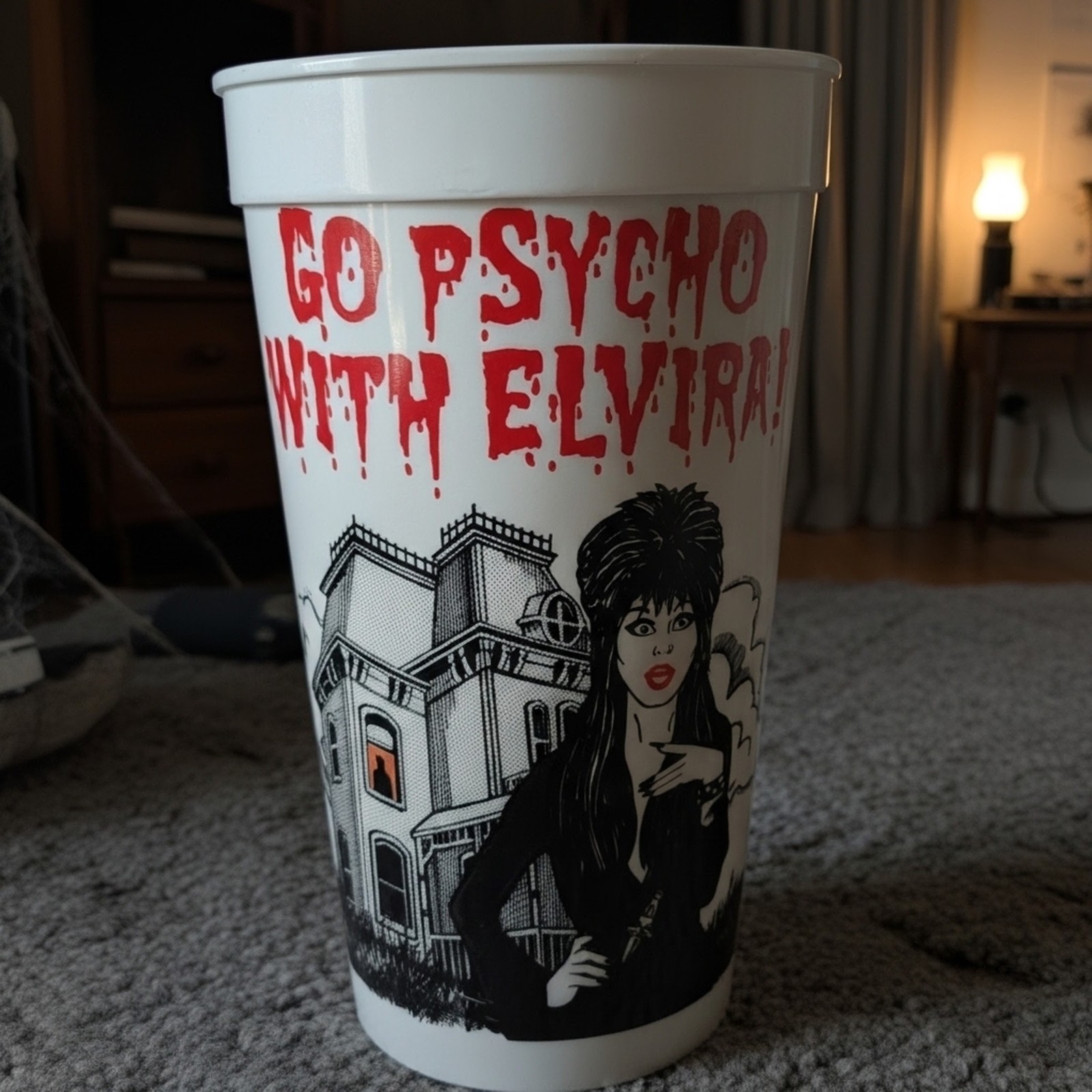 Vintage 1989 GO PSYCHO WITH ELVIRA Promo Cup HALLOWEEN Slice GLOW-IN-THE-DARK!!